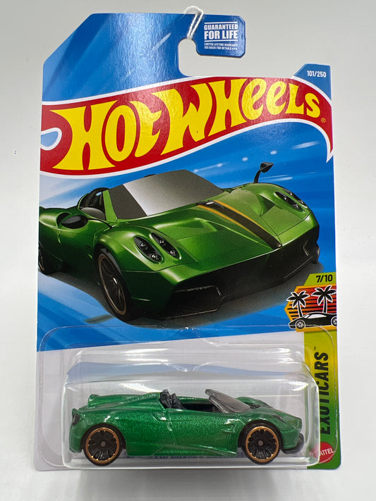 2026 Hot Wheels E Case #101 17 Pagani Huayra Roadster Green