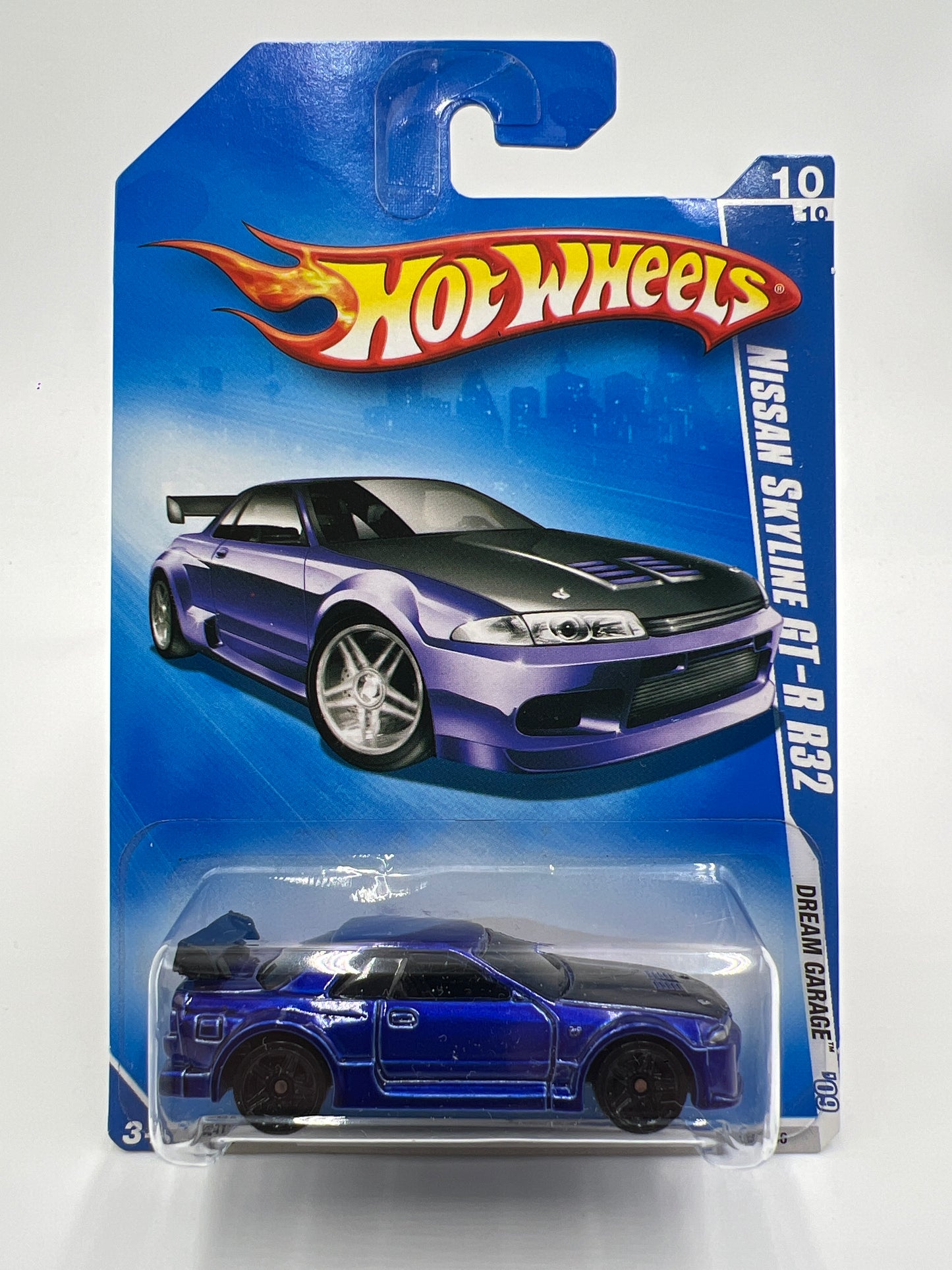 2009 Hot Wheels Dream Garage #156 Nissan Skyline GT-R R32 Dark Blue W/Protector