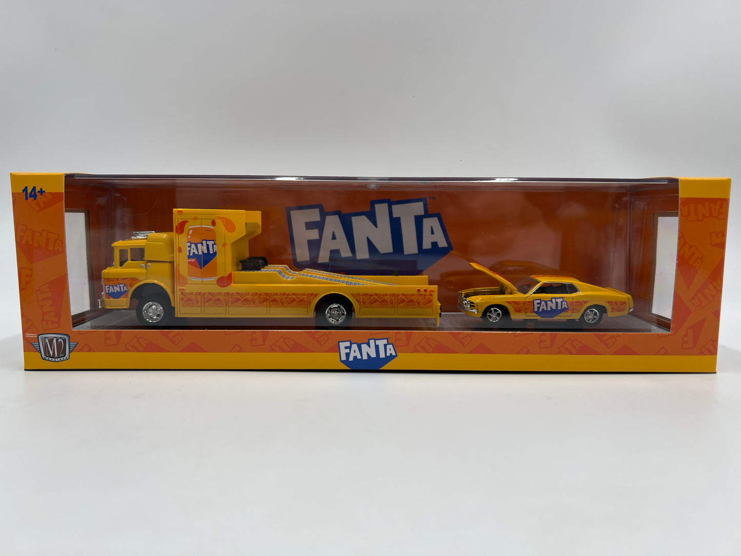 2025 M2 Machines Auto Haulers Fanta 1970 Ford C-950 & 1970 Ford Mustang Custom TW37