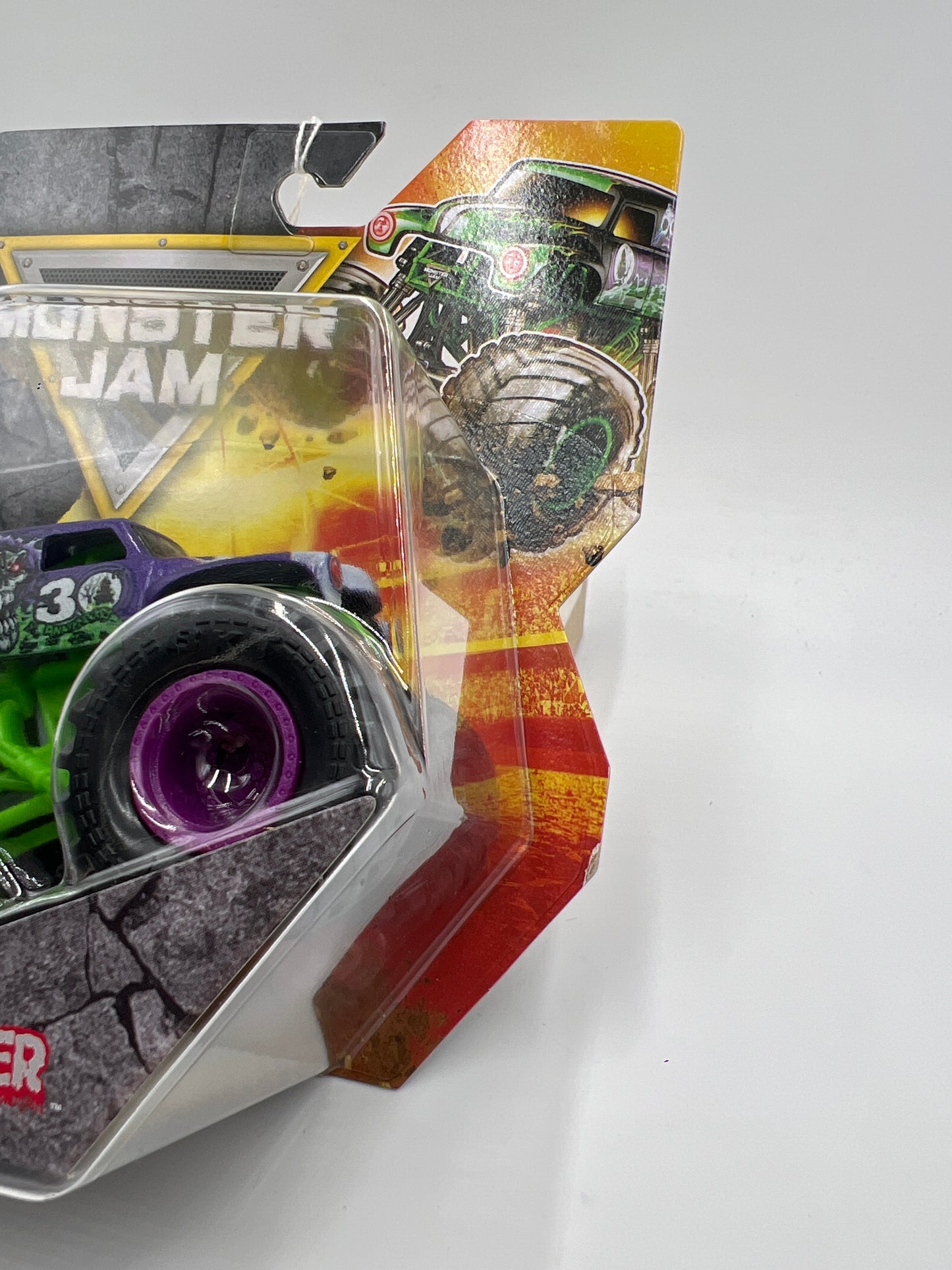 Monster Jam Series 1 Grave Digger 30th Anniversary Purple 132D