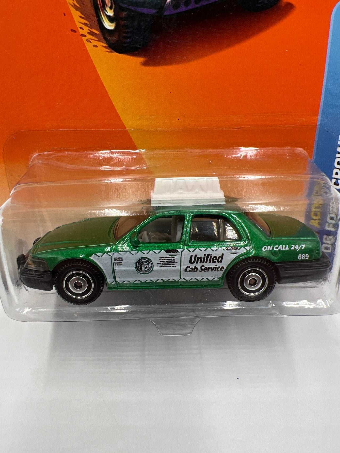 Matchbox City Action #68 06 Ford Crown Victoria Green 216K