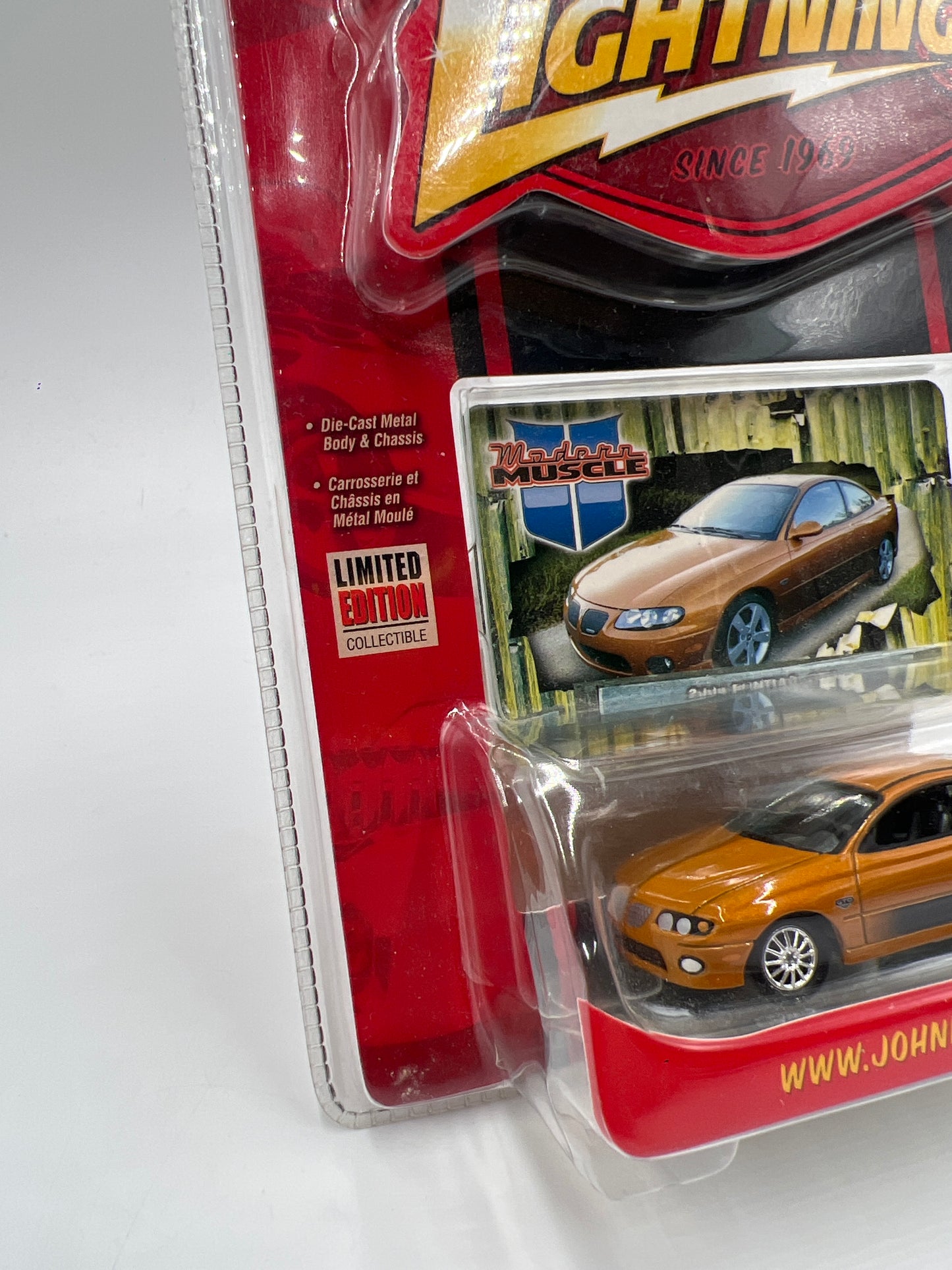 Johnny Lightning Modern Muscle R2 #1 2004 Pontiac GTO Orange 227C