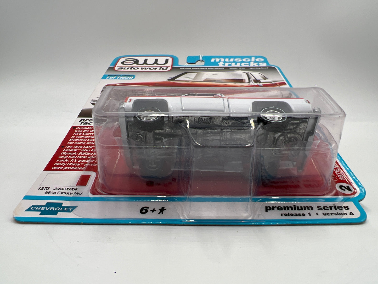 Auto World Muscle Trucks Release 1 Version A 1976 Chevy Scottsdale C10 Fleetside White/Red 183B