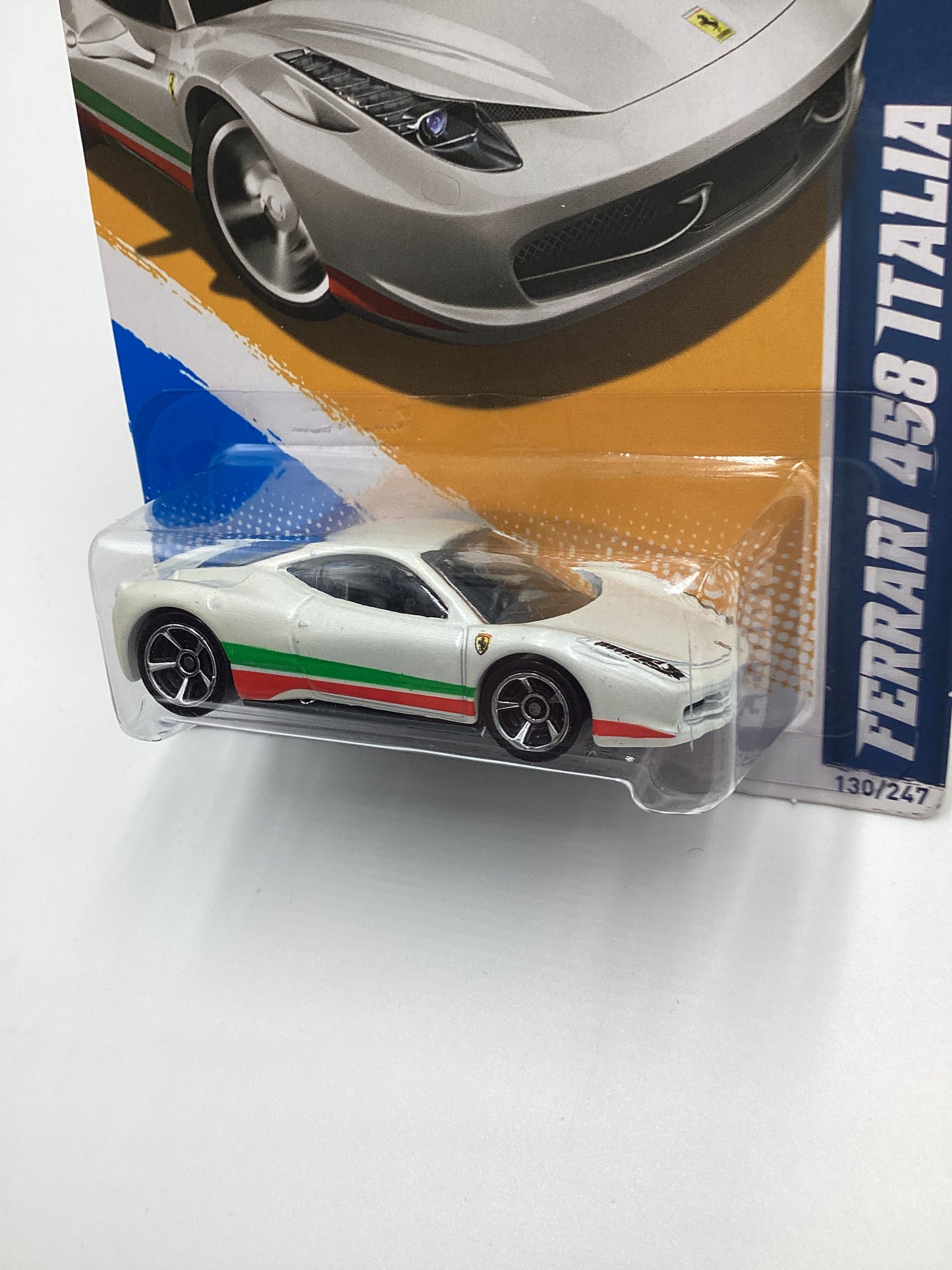 2012 Hot wheels #130 Ferrari 458 Italia White SR with protector