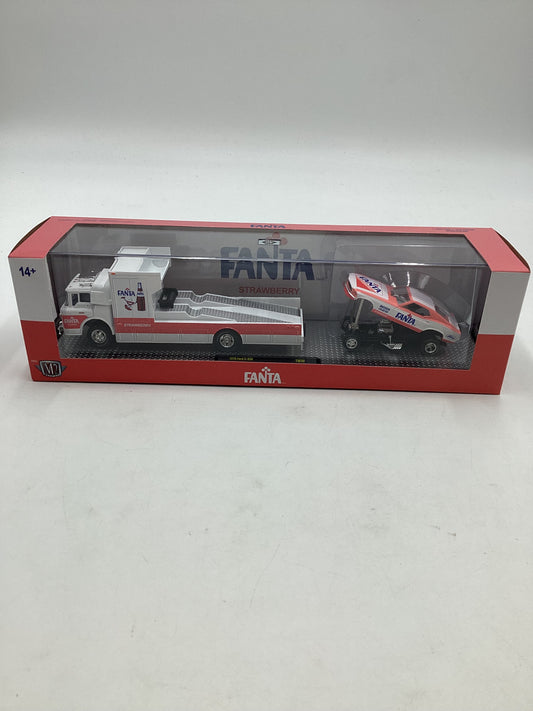 M2 hauler Fanta 1970 Ford C-950 & 1969 Ford Mustang Funny Car TW30