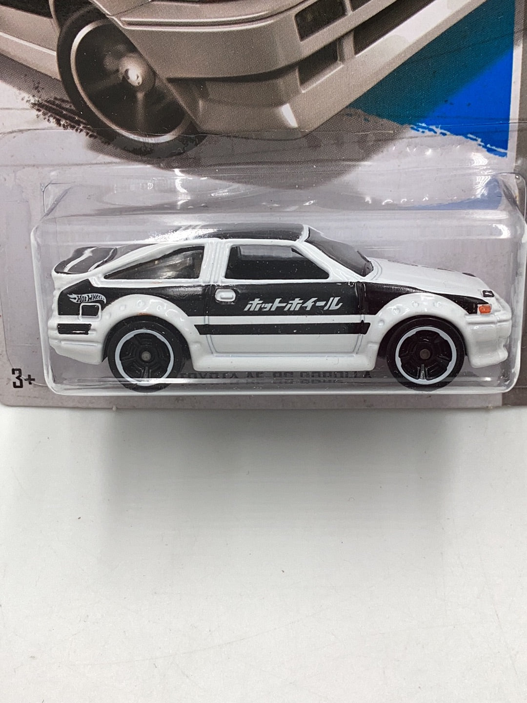 2013 hot wheels #23 Toyota AE 86 Corolla with protector