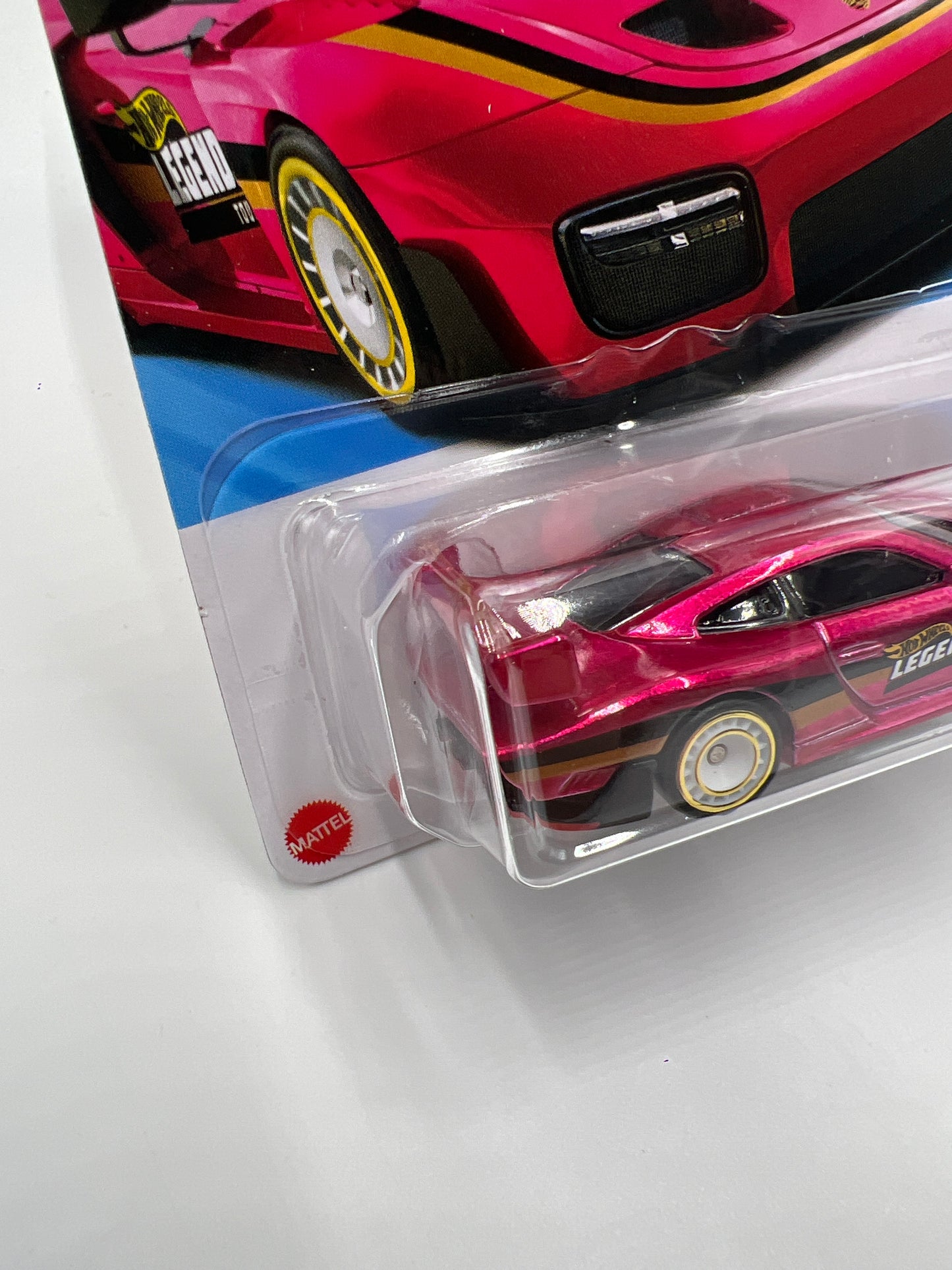 2025 Hot Wheels Legends Tour Porsche 935 Pink W/Protector