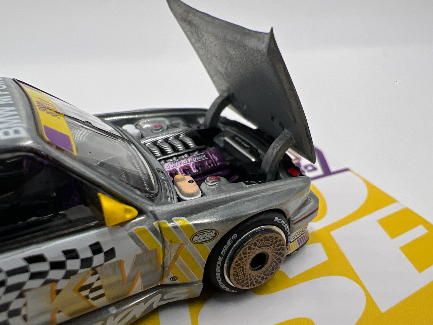 Mini GT Kaido House #194 CHASE BMW E30 M3 Kaido KW V1