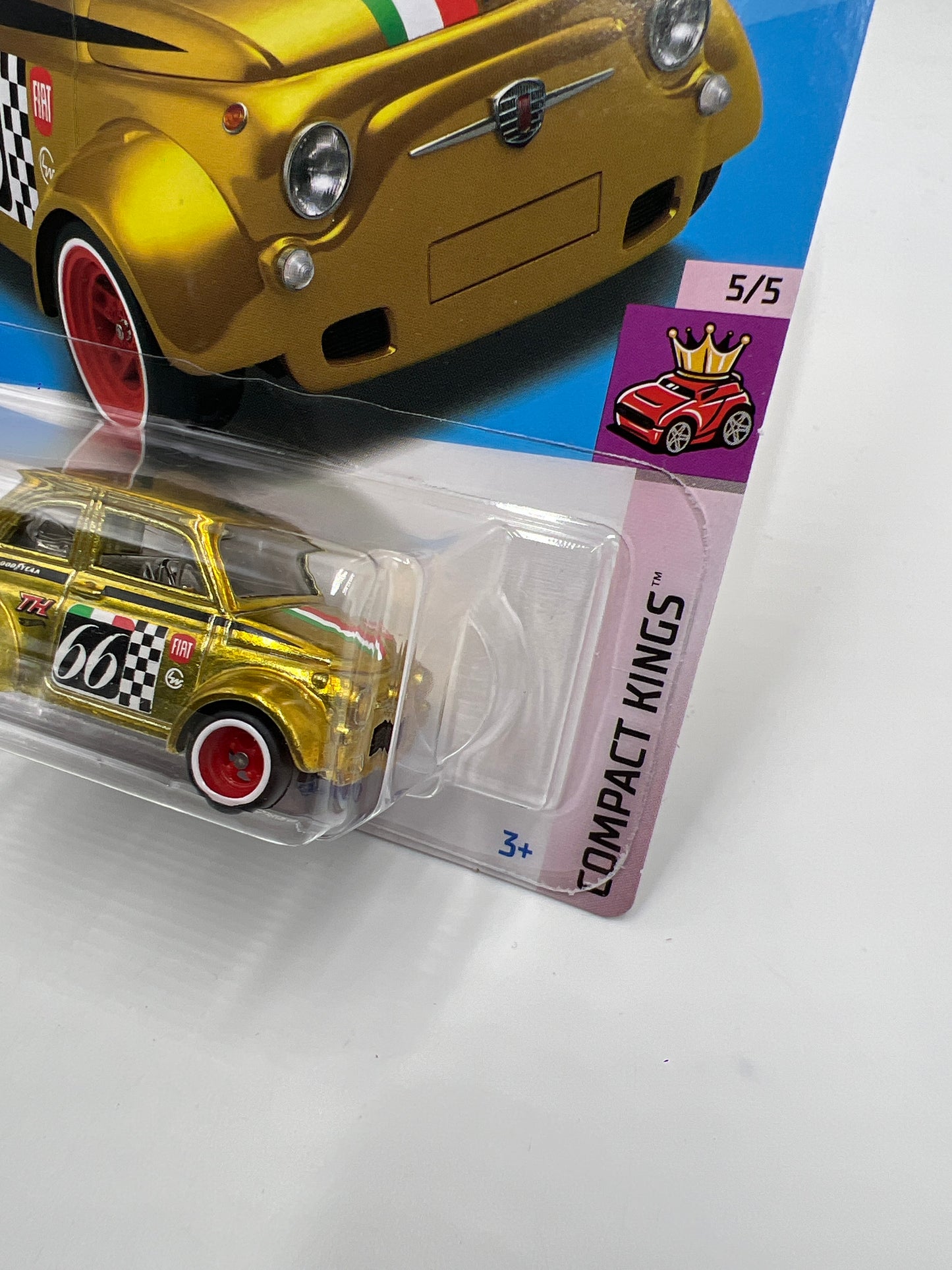 2024 Hot Wheels Super Treasure Hunt #117 60s Fiat 500D Modificado Gold W/Protector