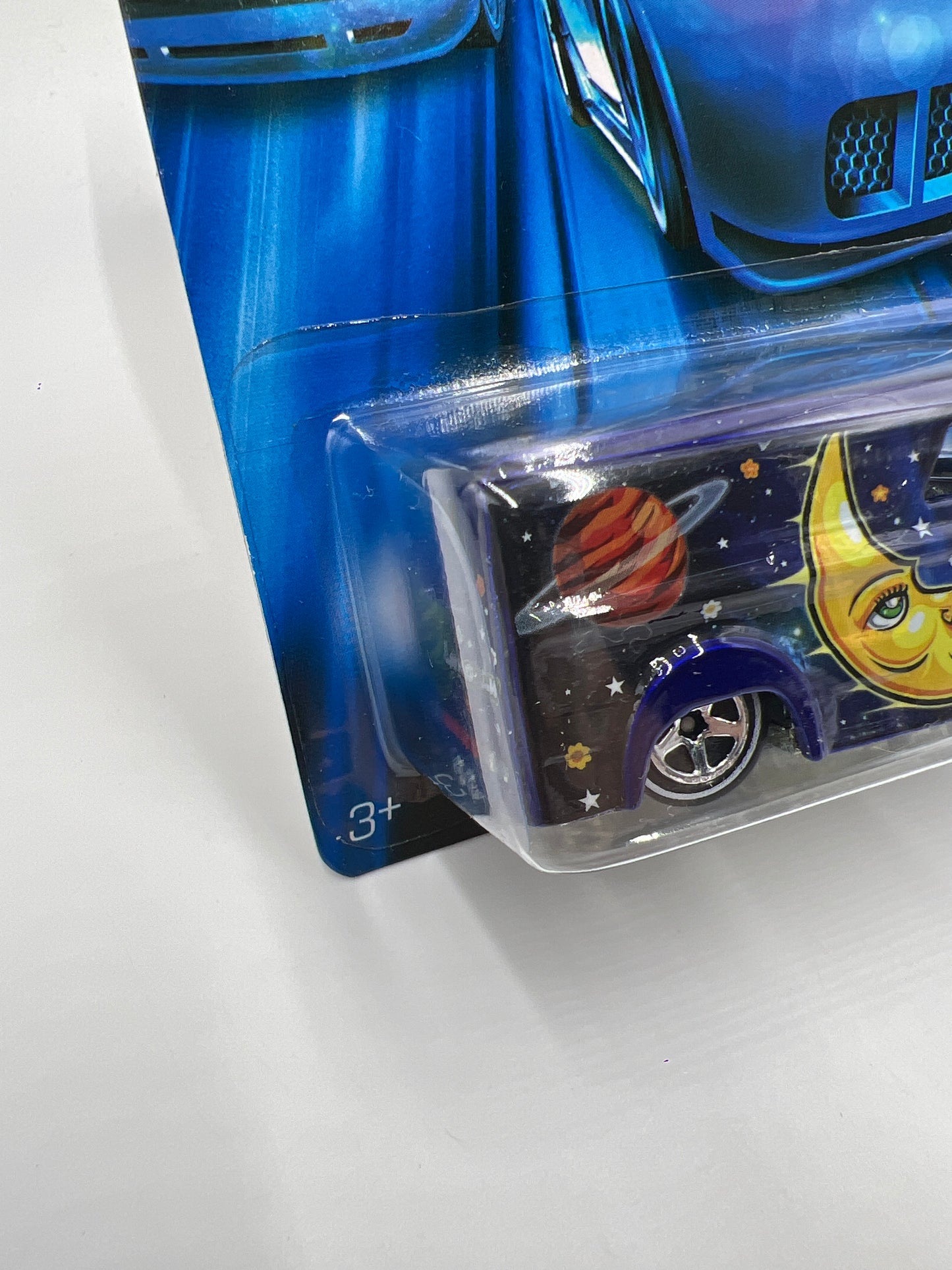 2007 Hot Wheels Online Exclusive Luna Lu Dairy Delivery W/Protector