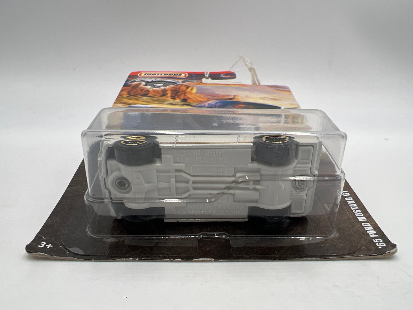 Matchbox Mustang Series #5 65 Ford Mustang GT White 154F