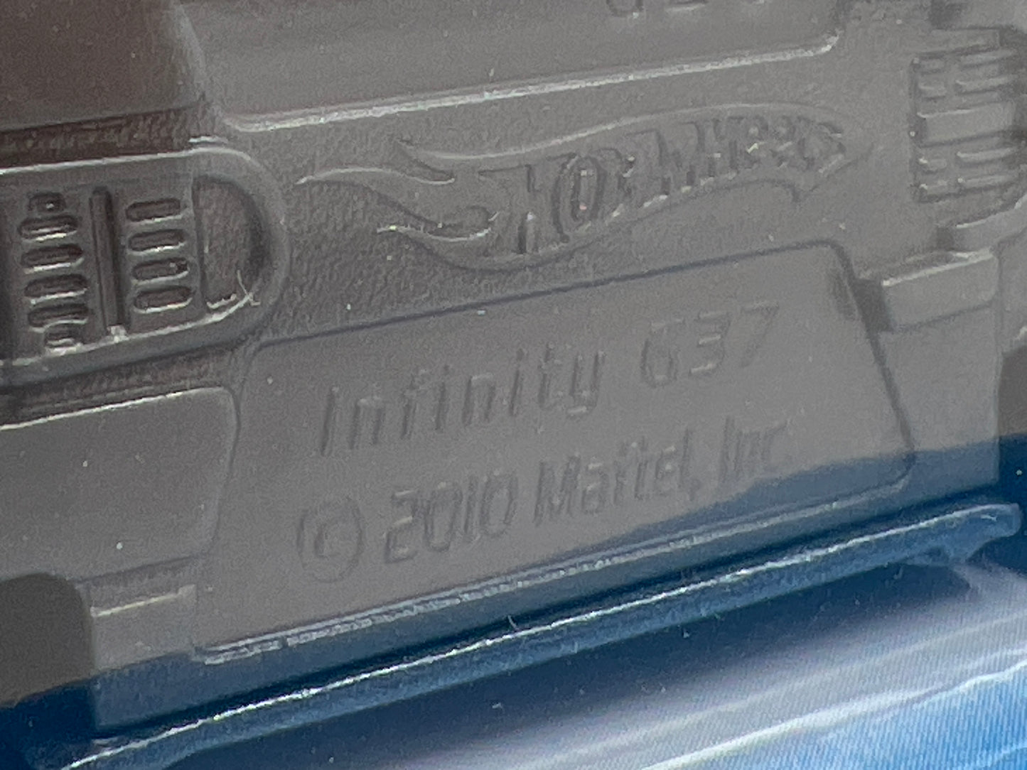 2010 Hot Wheels New Models #32 10 Infiniti G37 Blue W/Protector #2