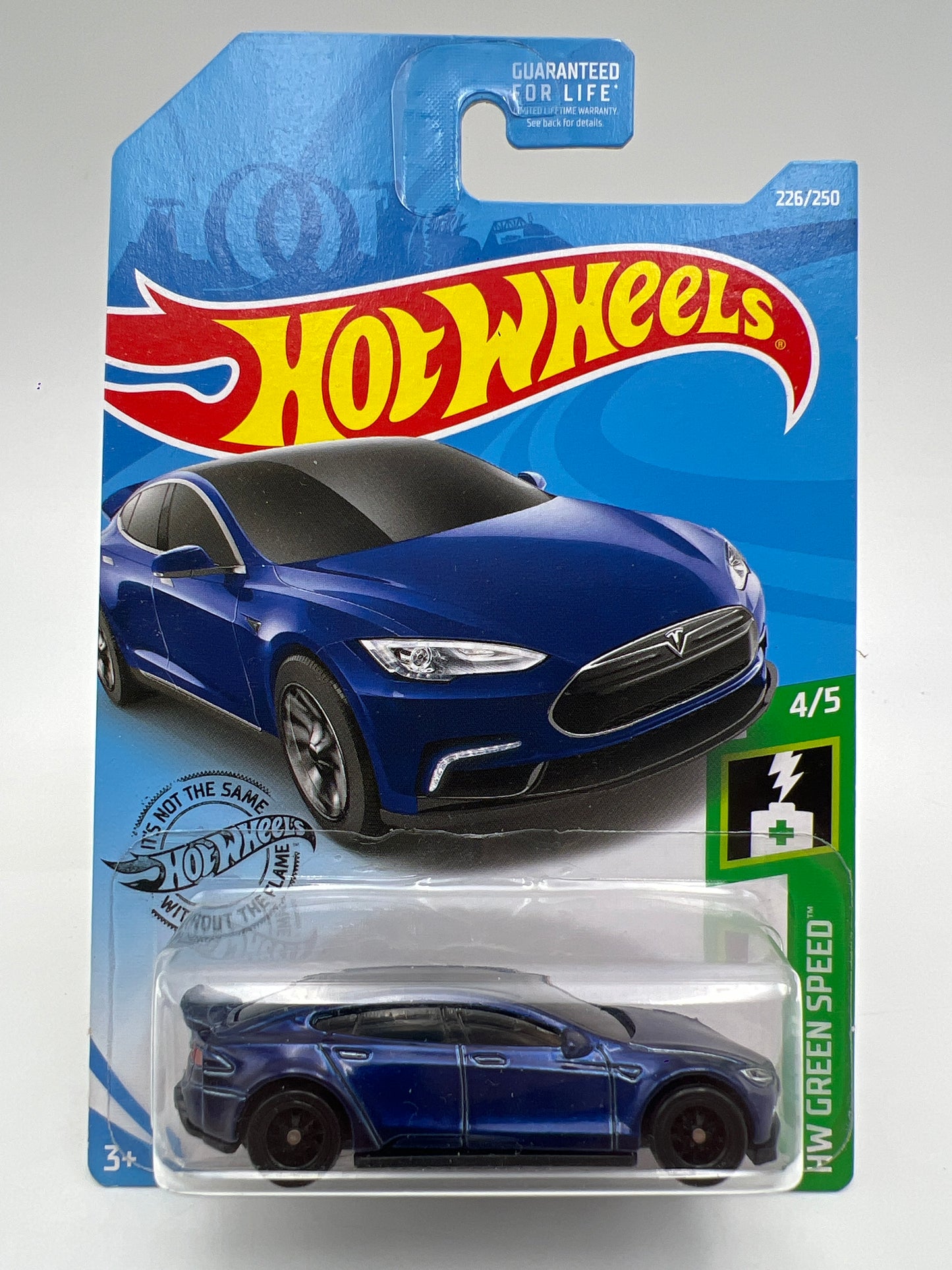 2019 Hot Wheels Super Treasure Hunt #226 Tesla Model S Blue W/Protector