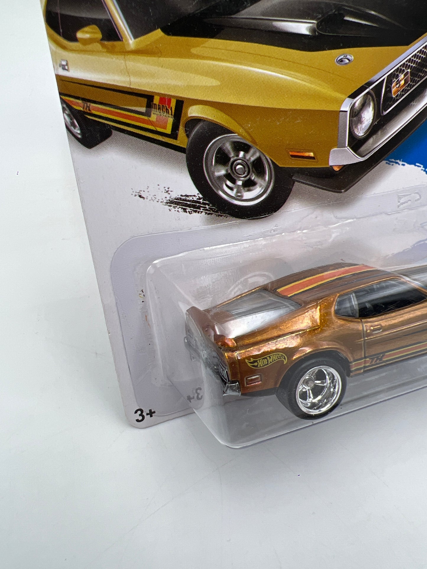 2014 Hot Wheels Super Treasure Hunt #94 1971 Mustang Mach 1 Gold W/Protector