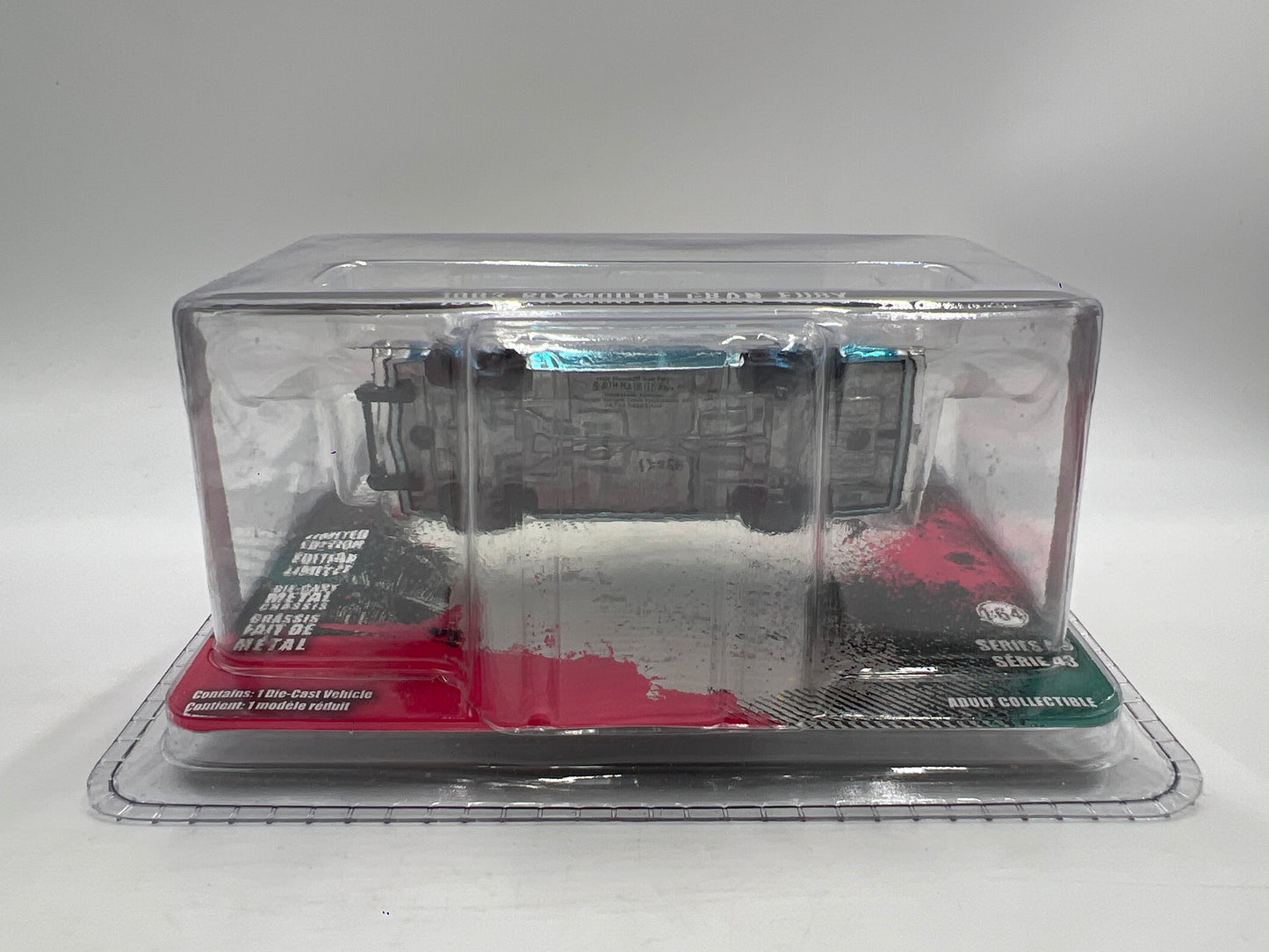 Greenlight Hollywood Series 43 True Romance Walmart CHASE 1982 Plymouth Gran Fury Chrome Blue