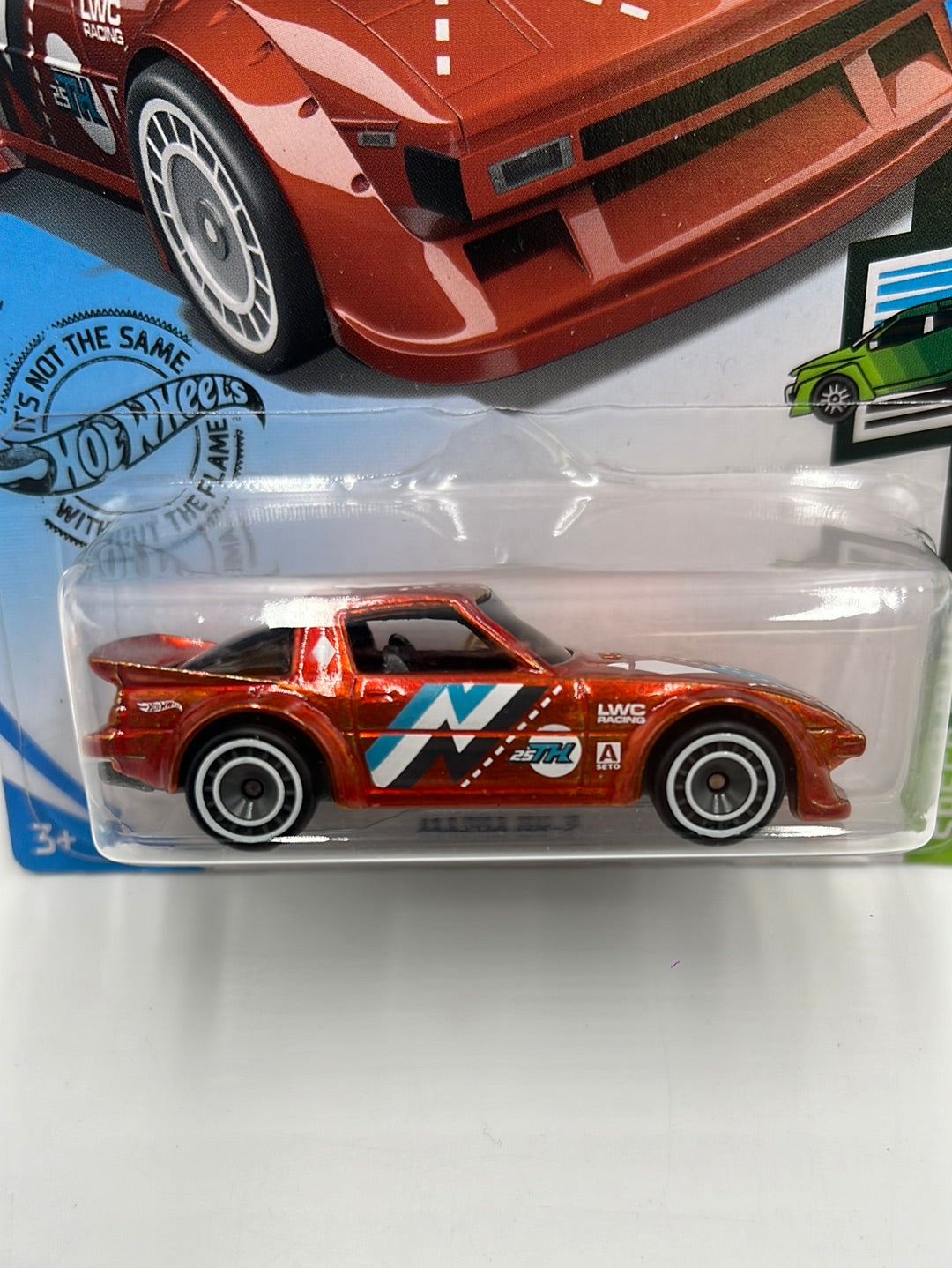 Hot Wheels 2021 Super Treasure Hunt Mazda RX7 #130 W/Protector