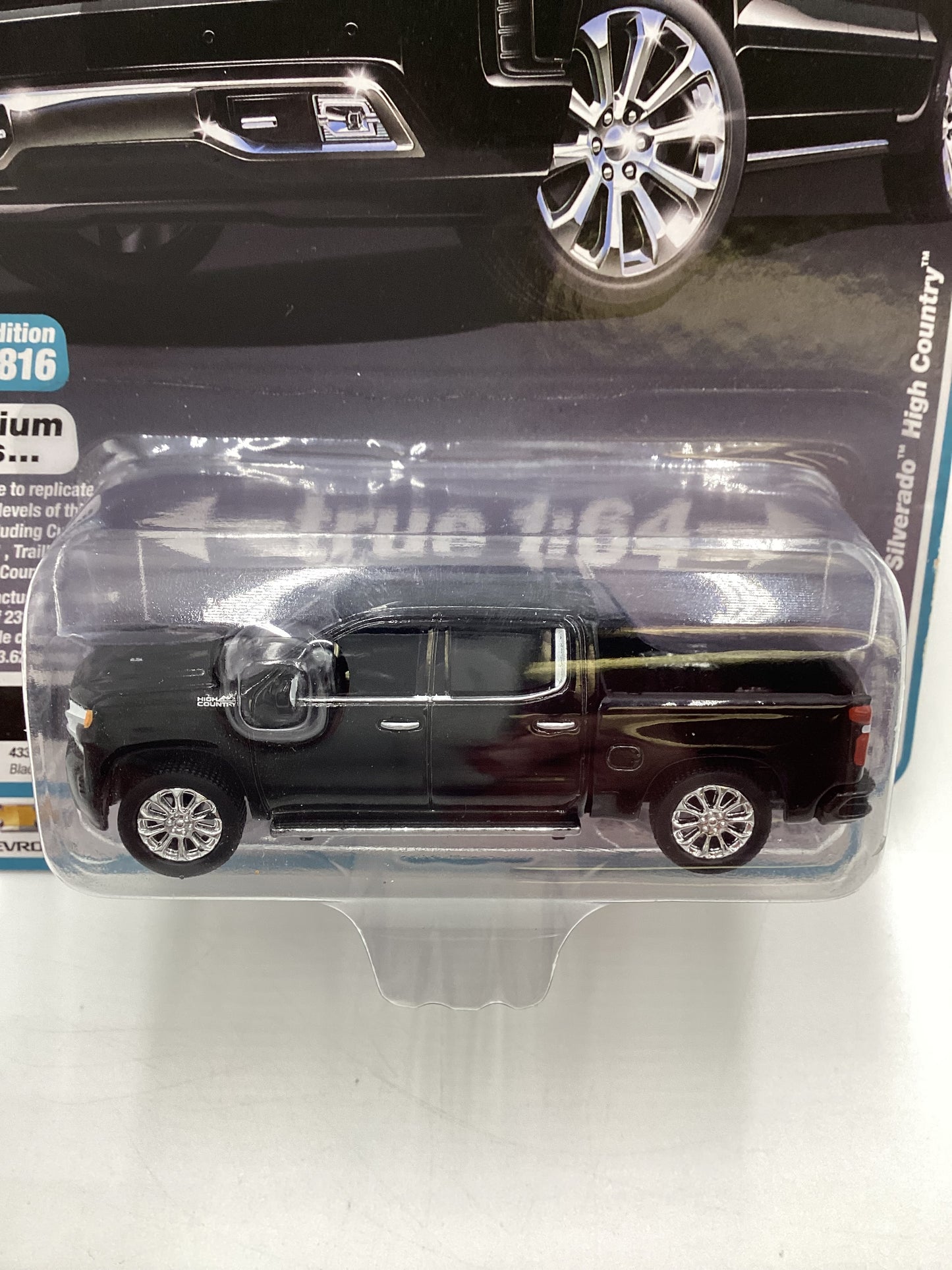 Auto World Muscle Trucks Release 2 Version B 2019 Chevy Silverado High Country Black 183C