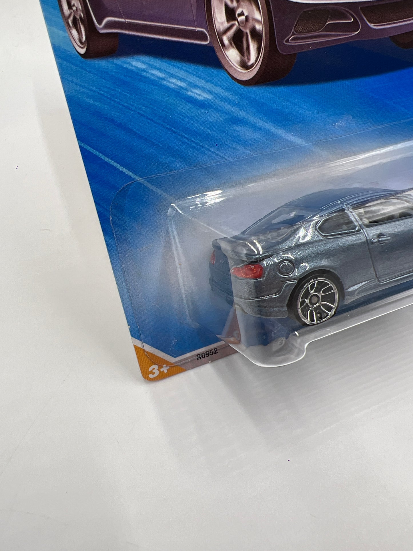 2010 Hot Wheels Premiere #37 10 Infiniti G37 Blue W/Protector International Card