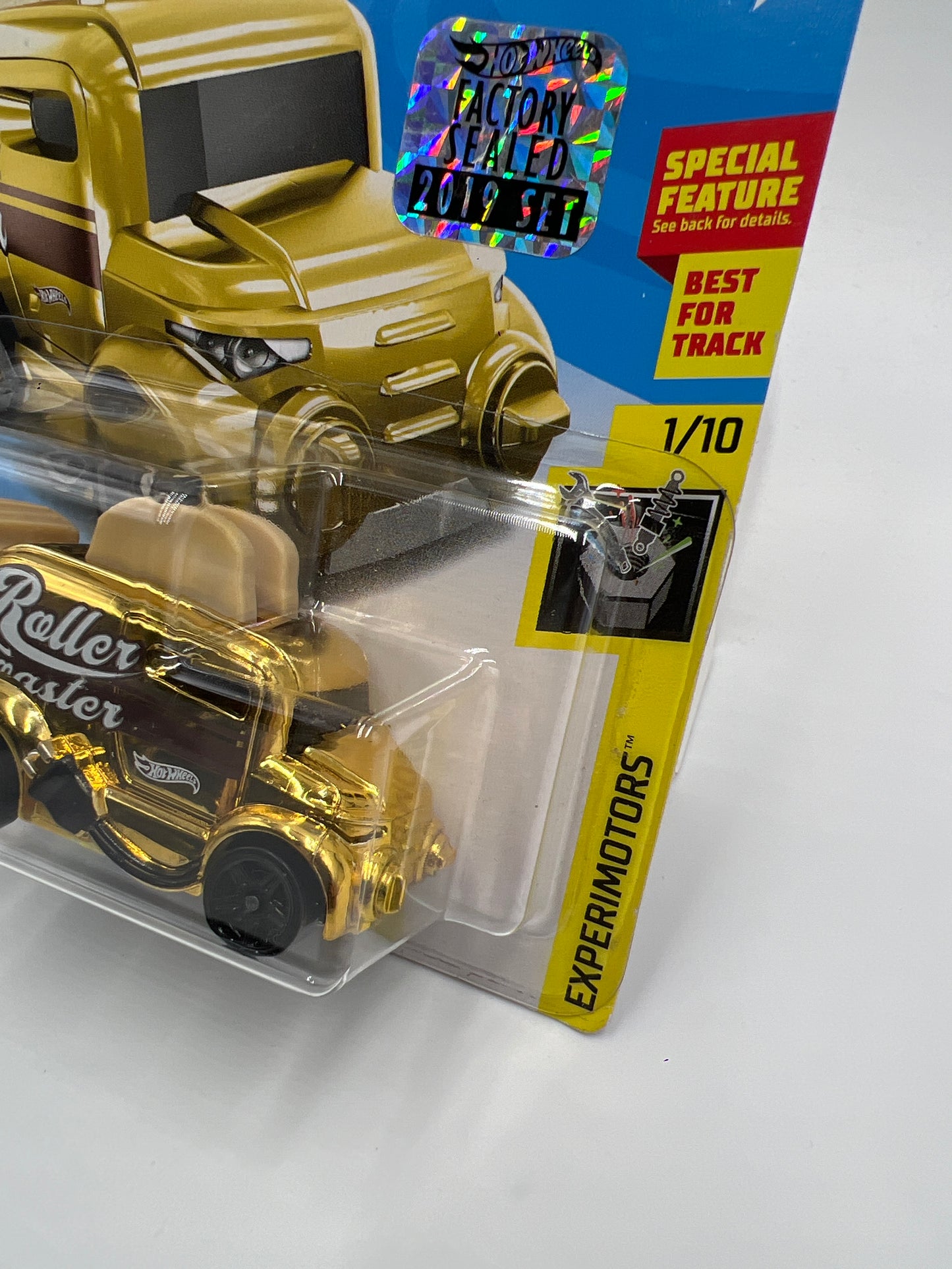 2019 Hot Wheels Experimotors #24 Roller Toaster Gold Chrome Factory Sealed SR