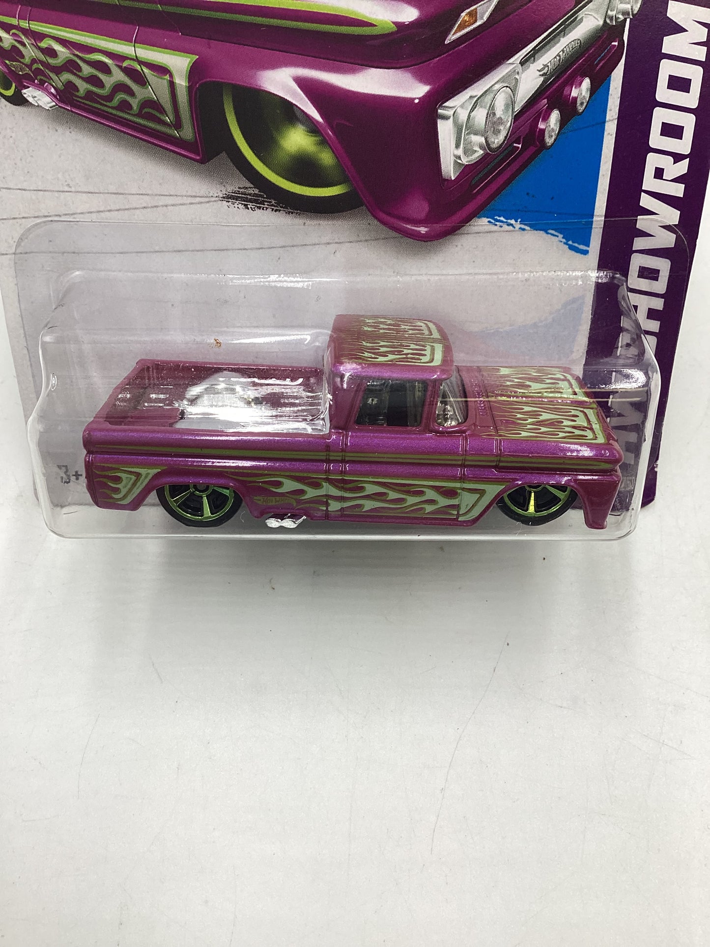 2013 HW Showroom #162 *Card Not Perfect* Custom 62 Chevy Purple (Intl Card) 17B