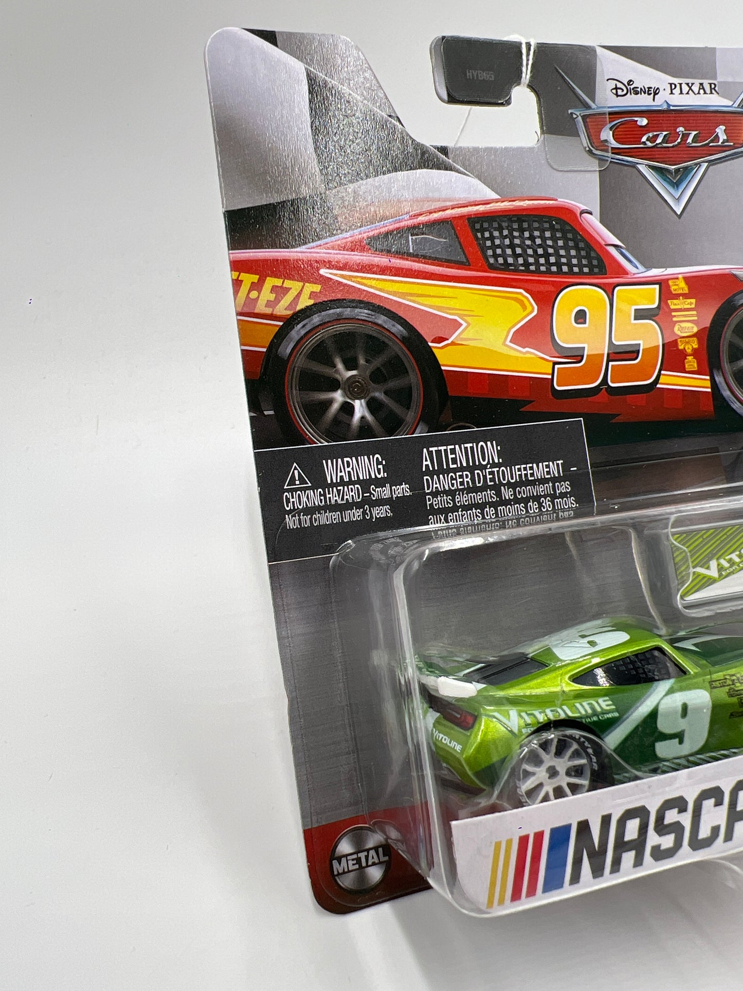 Disney Pixar Cars Nascar #9 Vitoline Chase Racelott Green 139A