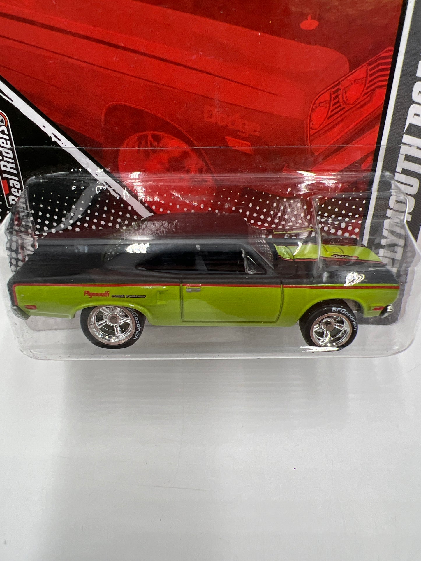 Hot Wheels Garage Mopar Series #15 70 Plymouth Road Runner W/Protector