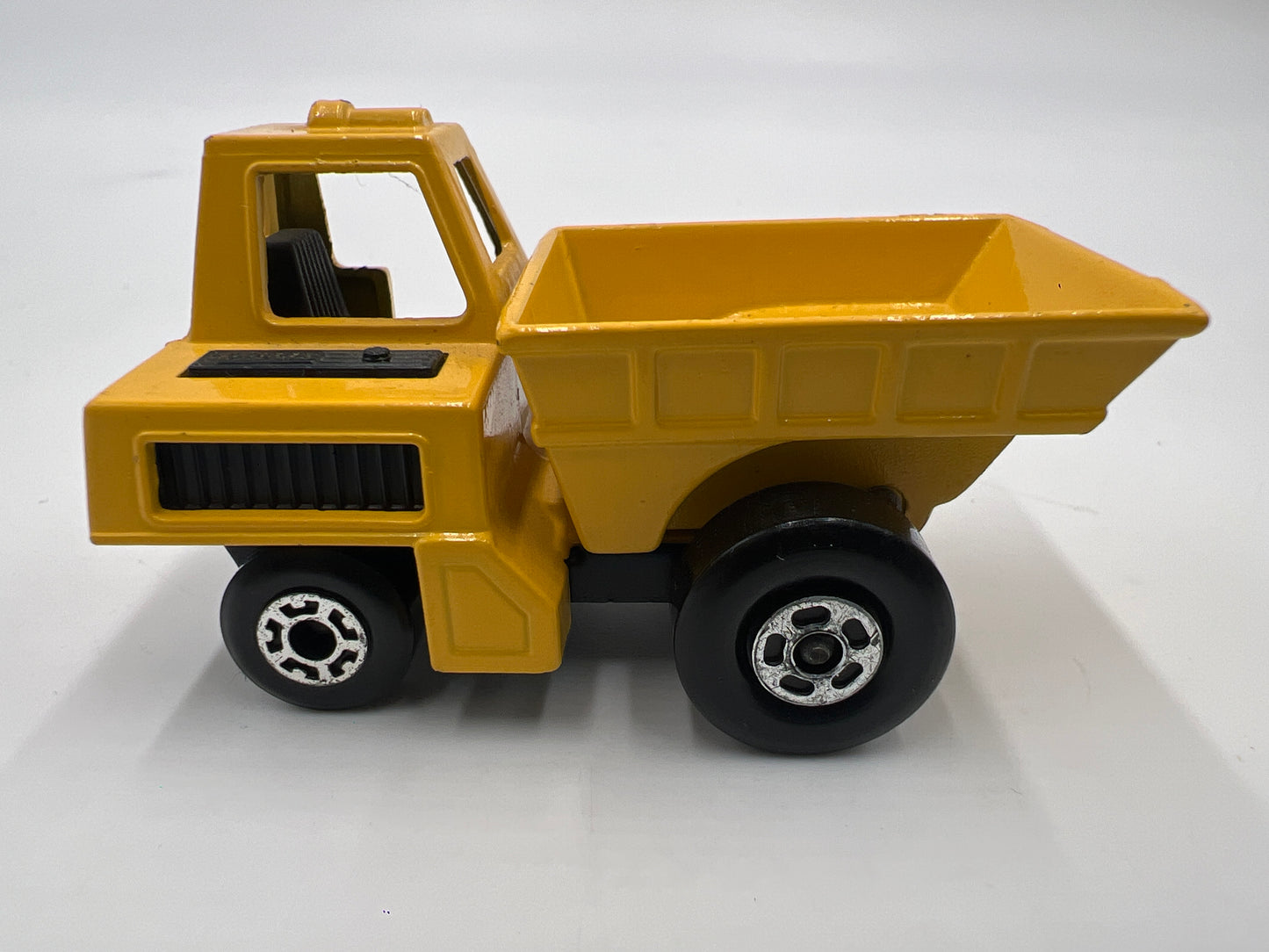 Matchbox No. 26 Site Dumper Yellow Loose