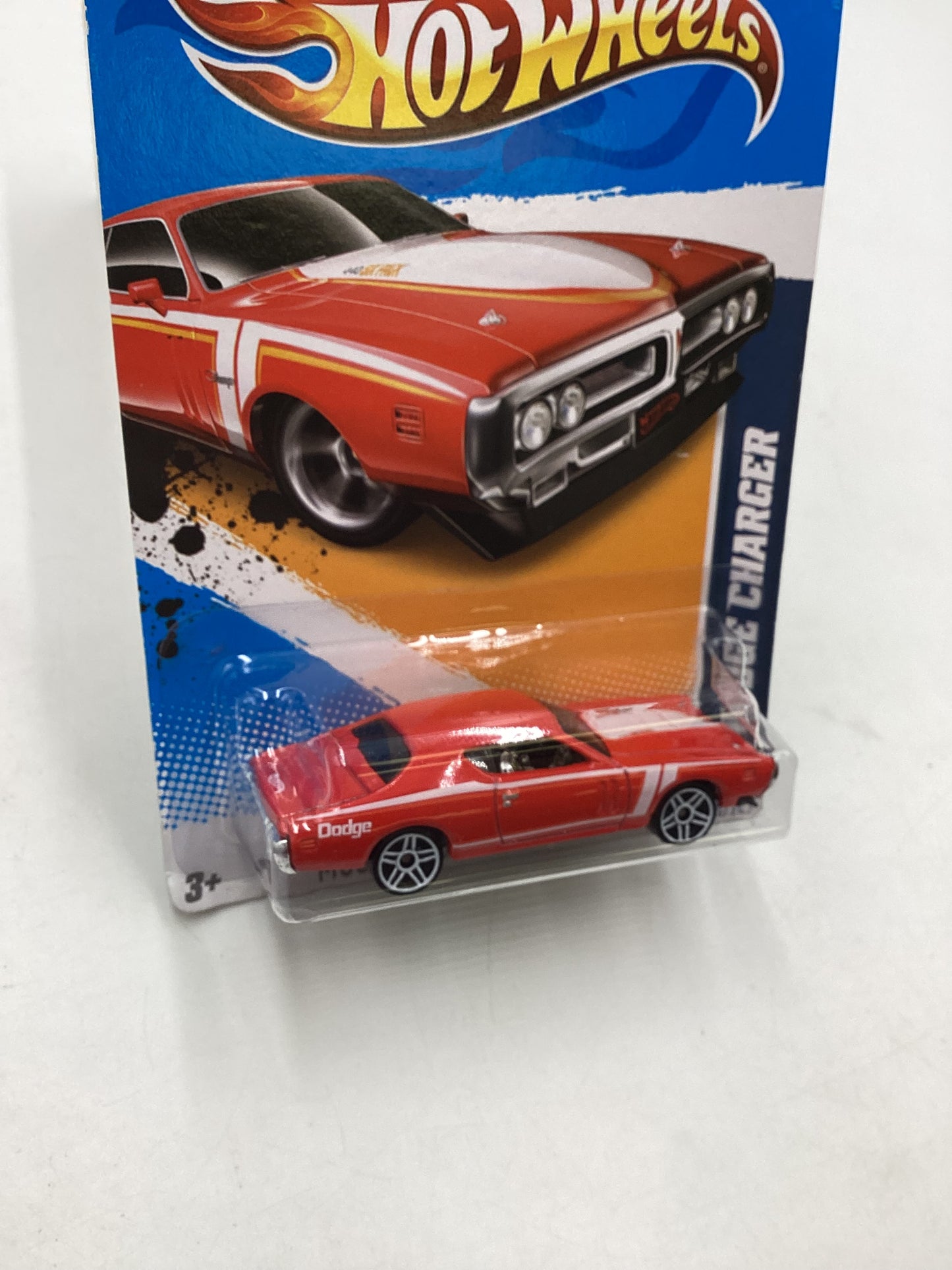 2012 Hot wheels #085 Red 71 Dodge Charger 43B