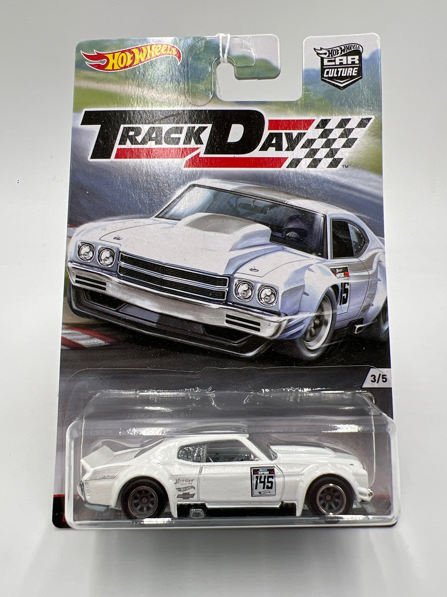Hot Wheels Car Culture Track Day #3 70 Chevy Chevelle White 244K