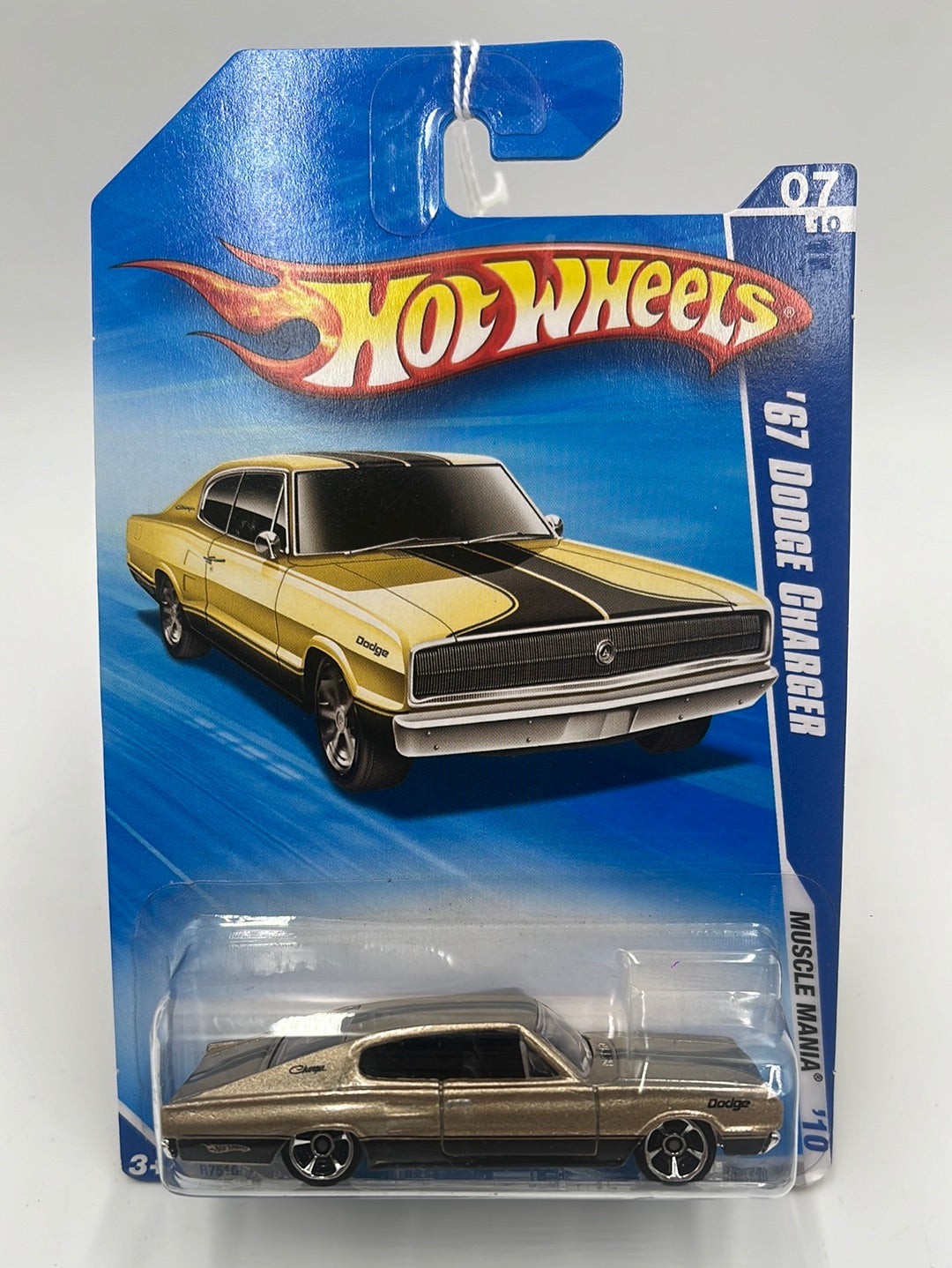 2010 Hot Wheels Hot Auction ‘67 Dodge Charger Champagne 85/240 38D