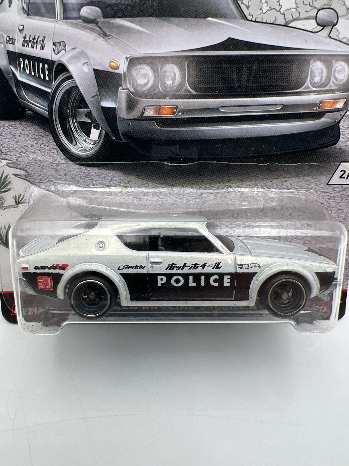 Hot Wheels Premium Japan Historics #2 Nissan Skyline 2000GT-R White W/Protector