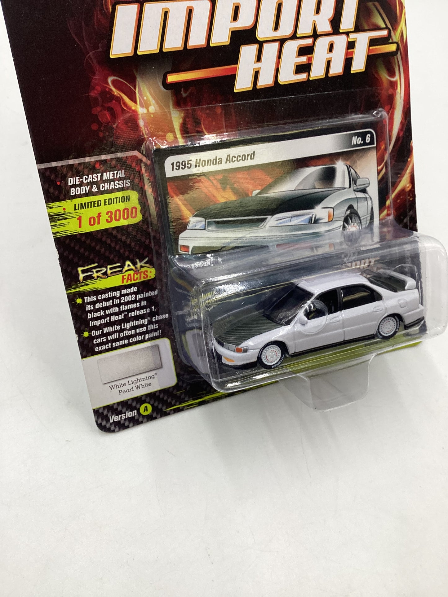 Johnny lightning Import heat #6 1995 Honda Accord White *Vein* 192A
