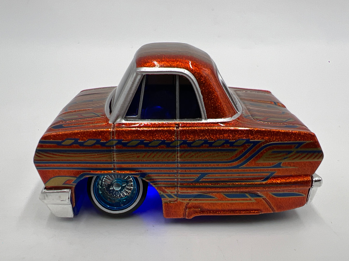 MGA Car Tuned Series 1 Show Glow Lowriders #3 63 Chevy Impala Orange