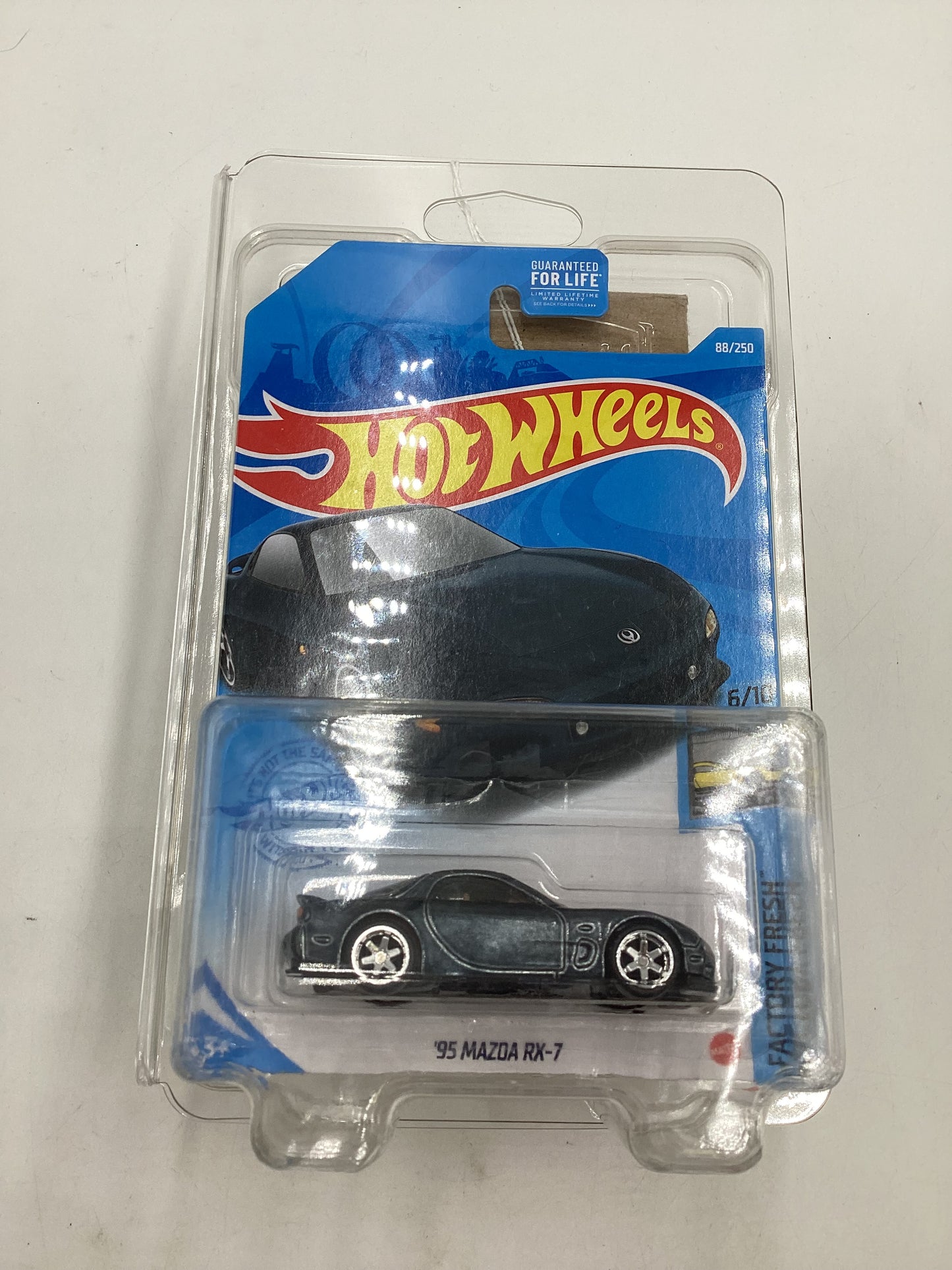 2021 Hot Wheels Super treasure hunt STH #88 95 Mazda RX-7 W/Protector