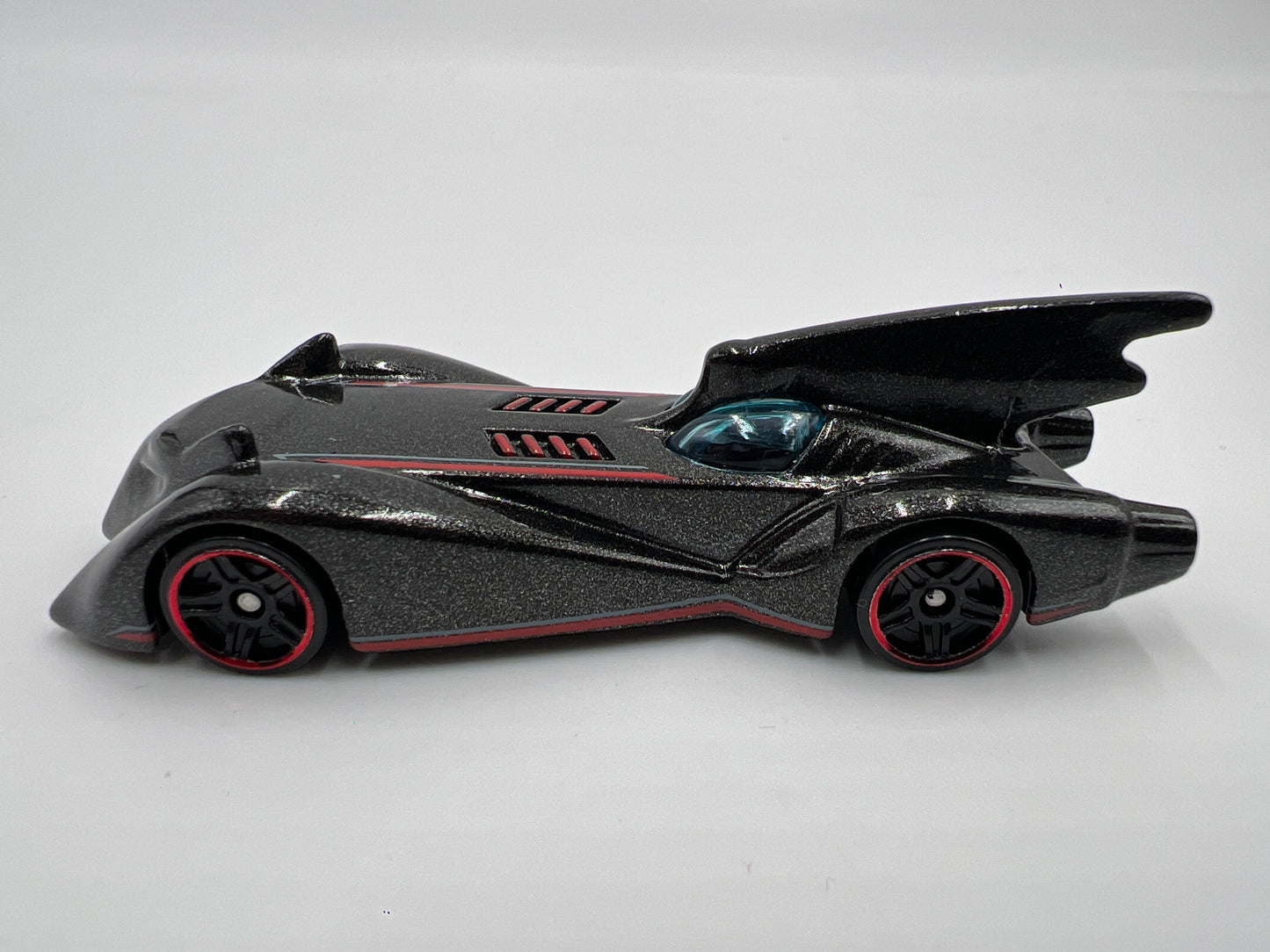 Hot Wheels 1/64 Batmobile Black Loose