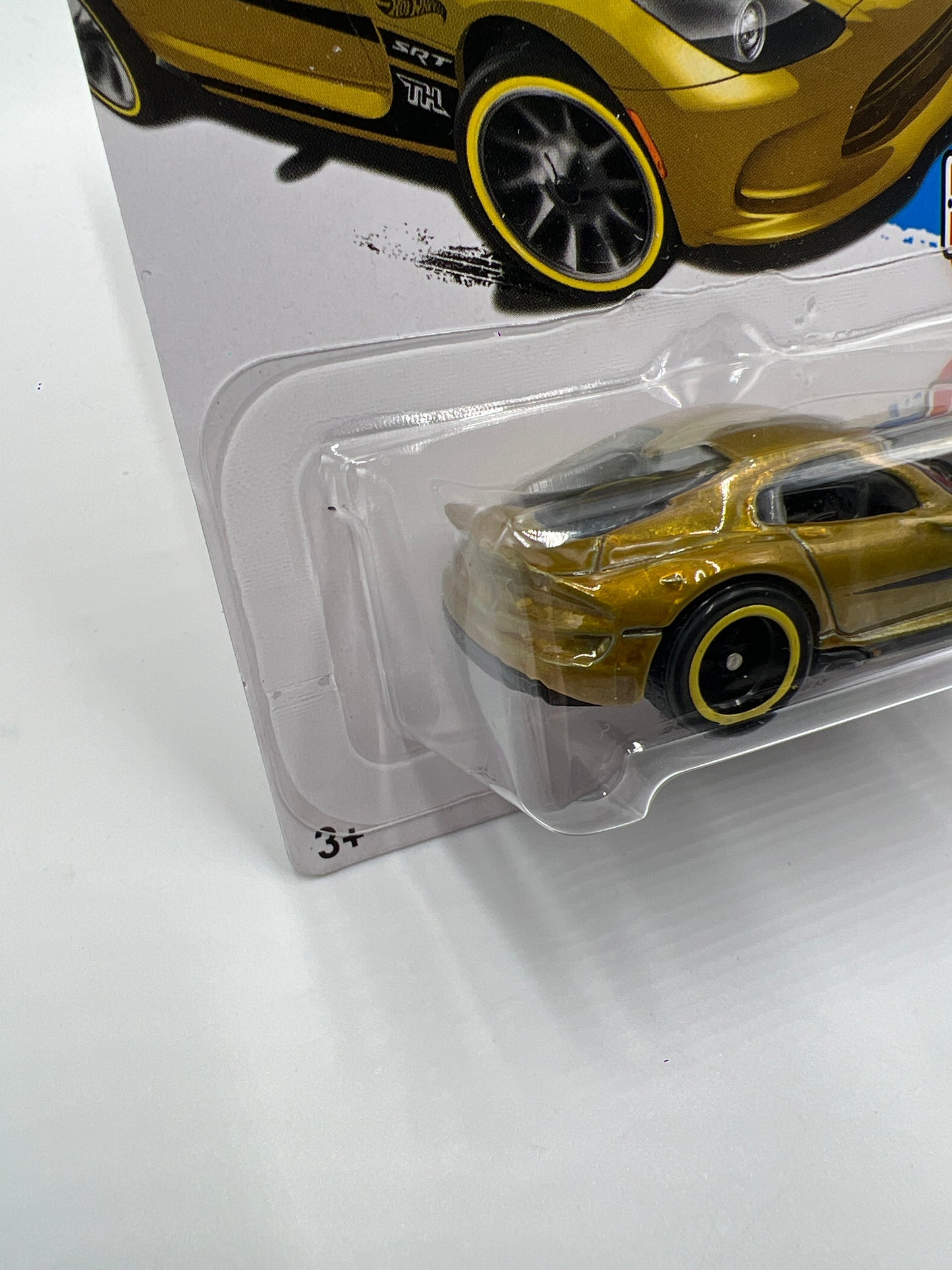 2017 Hot Wheels Super Treasure Hunt 2013 SRT Viper Gold W/Protector