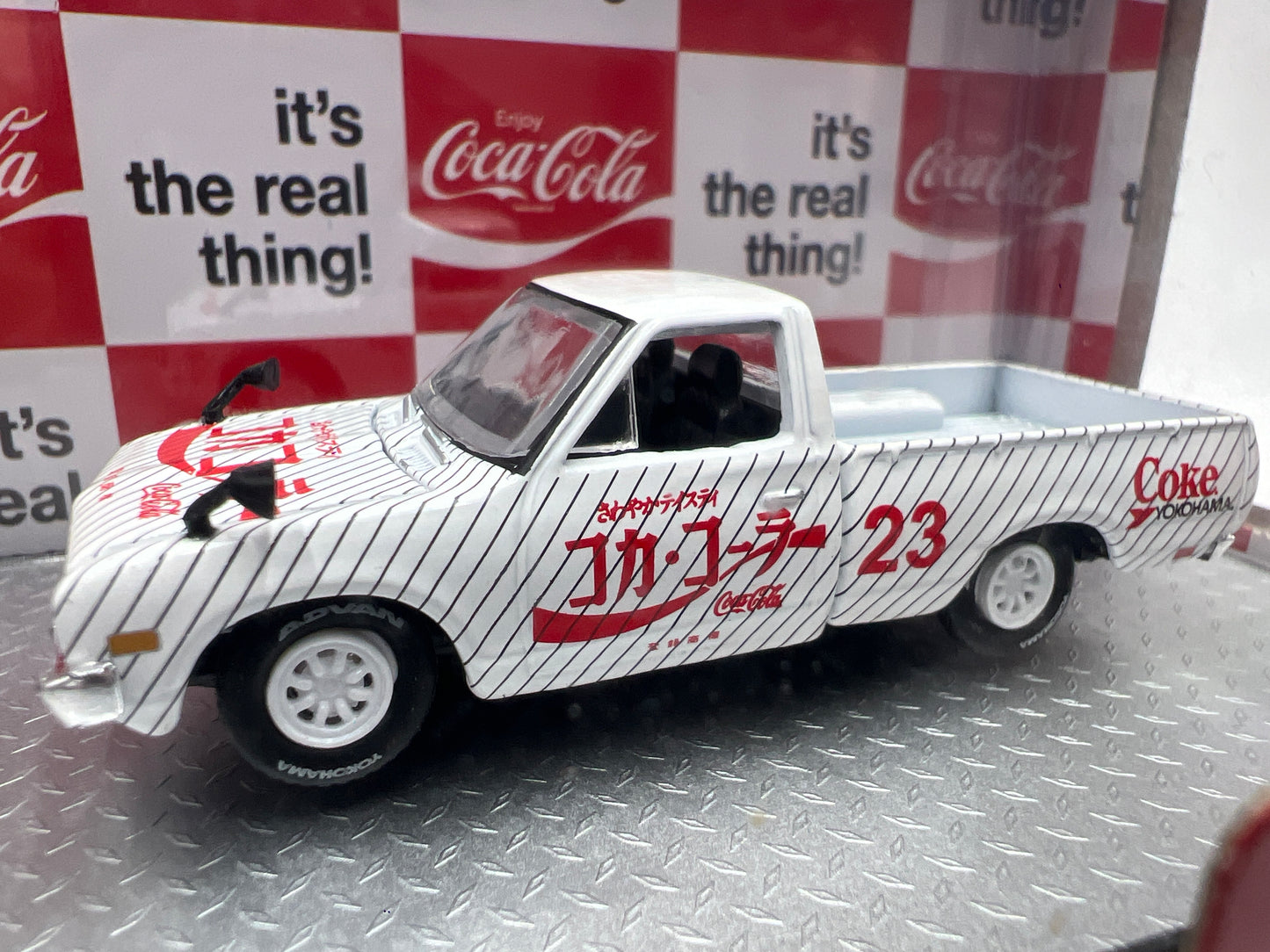 M2 Machines Auto Haulers Coca Cola 1957 Mack Model N & 1978 Datsun Truck TW02