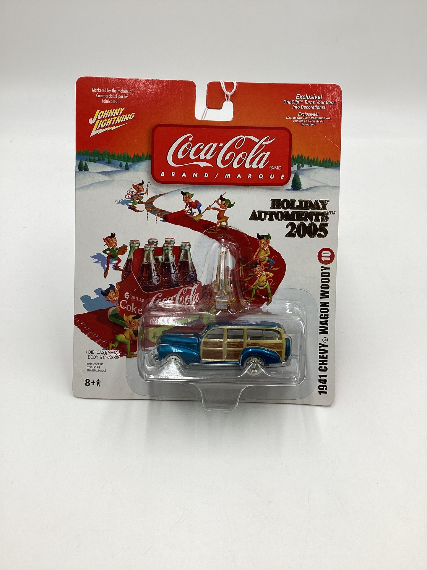 2005 Johnny lightning Holiday Automents #10 1941 Chevy Wagon Woody White Lightning Chase