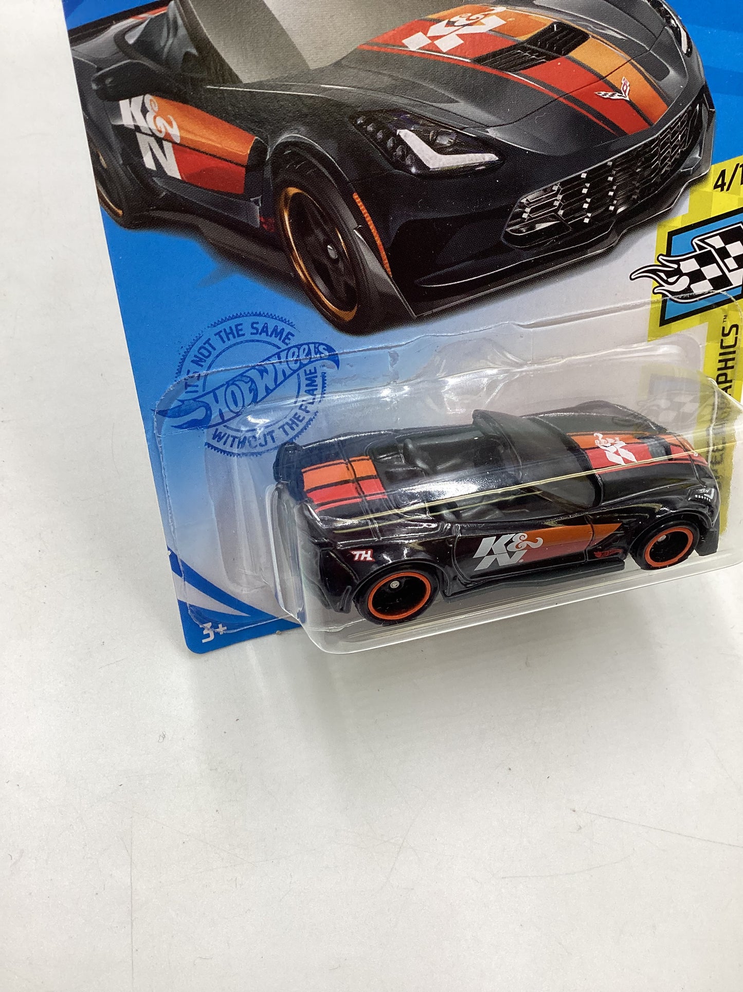 2021 Hot wheels Super treasure hunt #114 Corvette C7 Z06 convertible Black W/ Protector