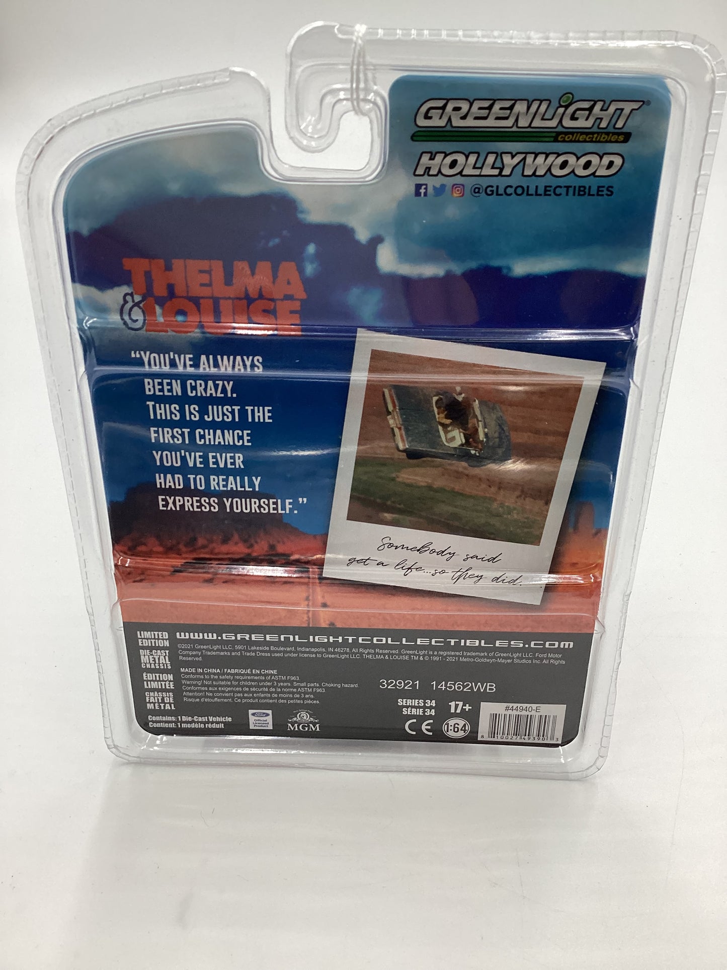 Greenlight Hollywood Series 34 Thelma & Louise 1966 Ford Thunderbird Blue Walmart Chase