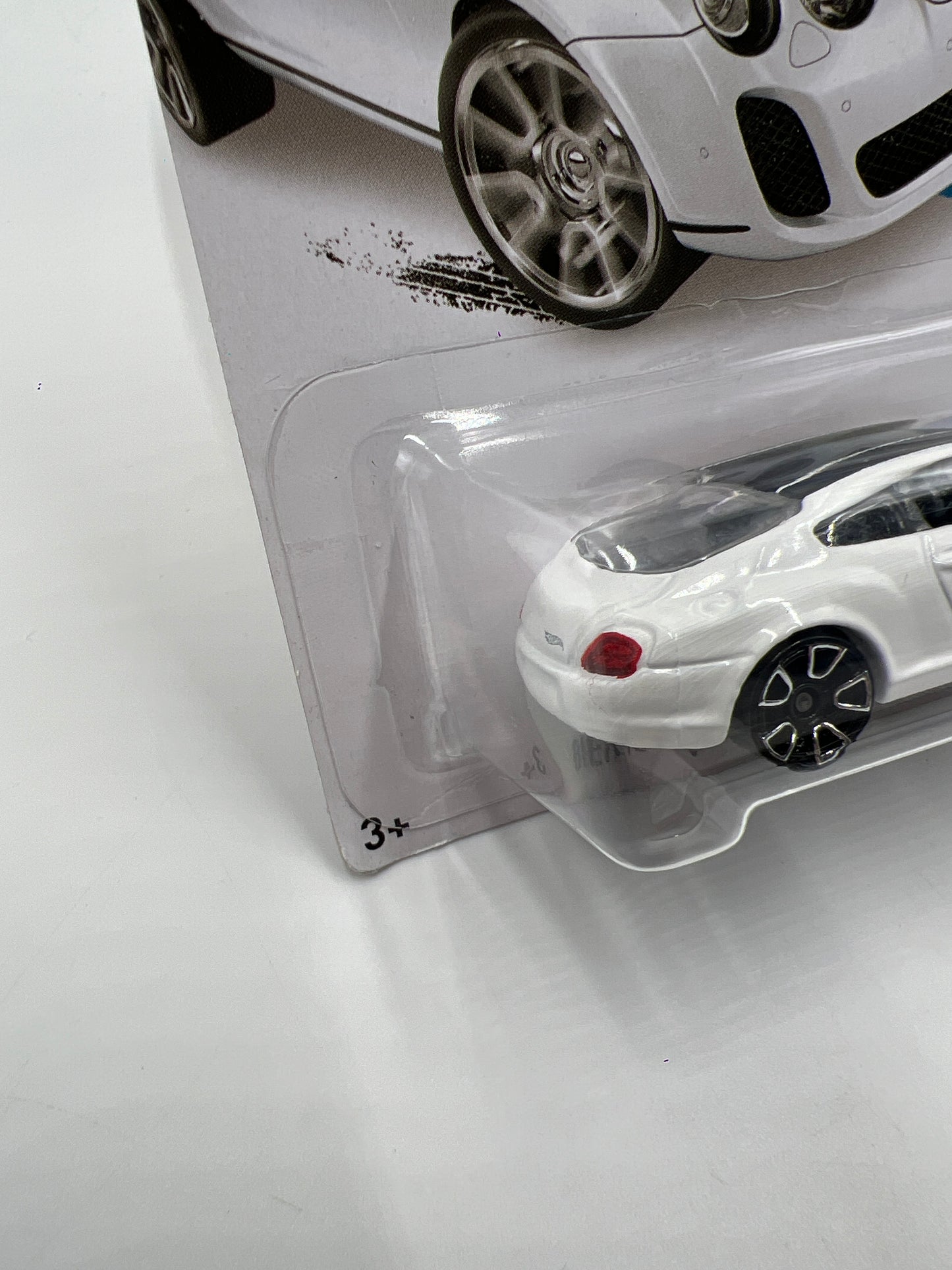 2016 Hot Wheels Exotics #77 Bentley Continental Supersports White 63B