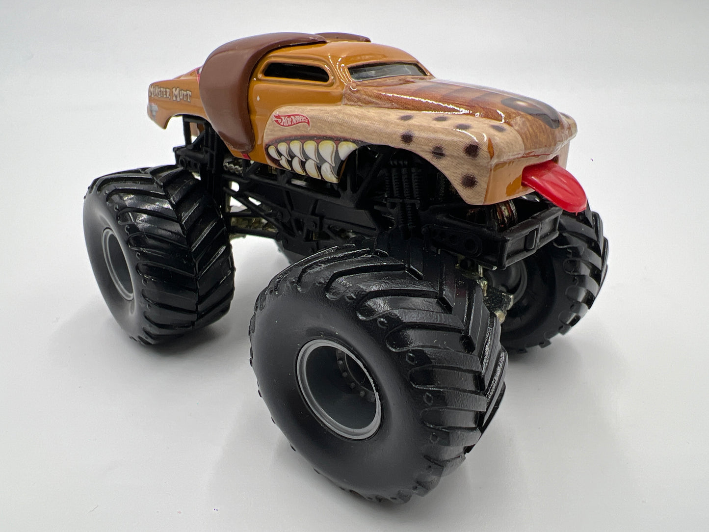 Hot Wheels 1:64 Monster Jam Small Wheel/Metal Base Monster Mutt Loose