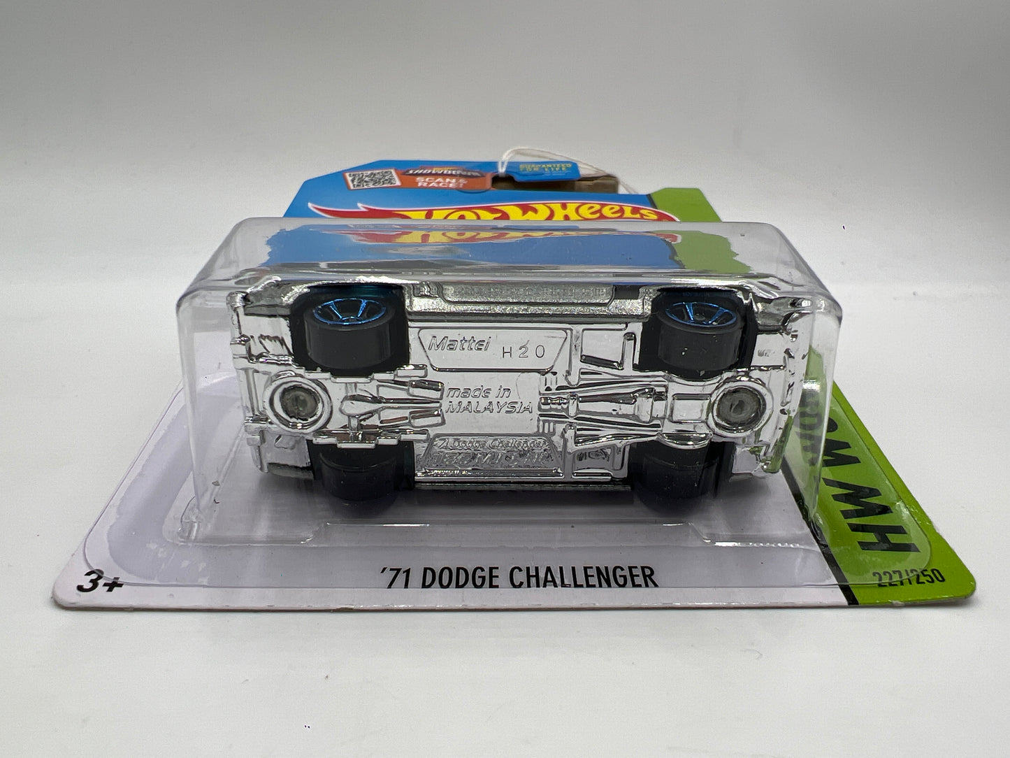2015 Hot Wheels Walmart Exclusive Zamac 13 #227 71 Dodge Challenger 148E