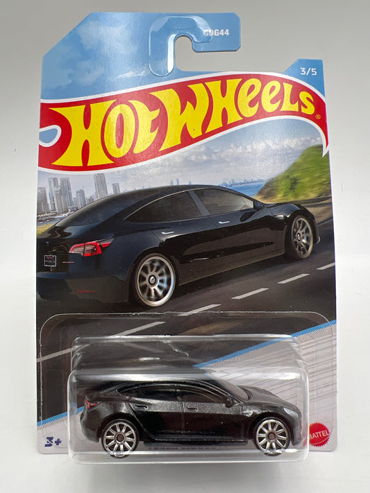 Hot Wheels Luxury Sedans #3 Tesla Model 3 Black 167L