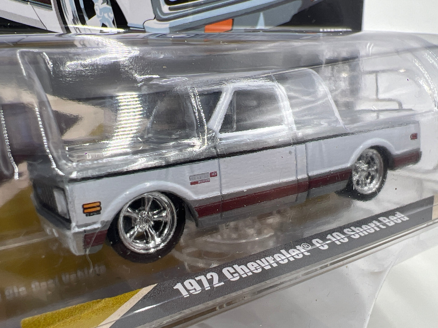 Greenlight Mijo Exclusives RAW CHASE 1972 Chevrolet C10 Short Bed Yellow
