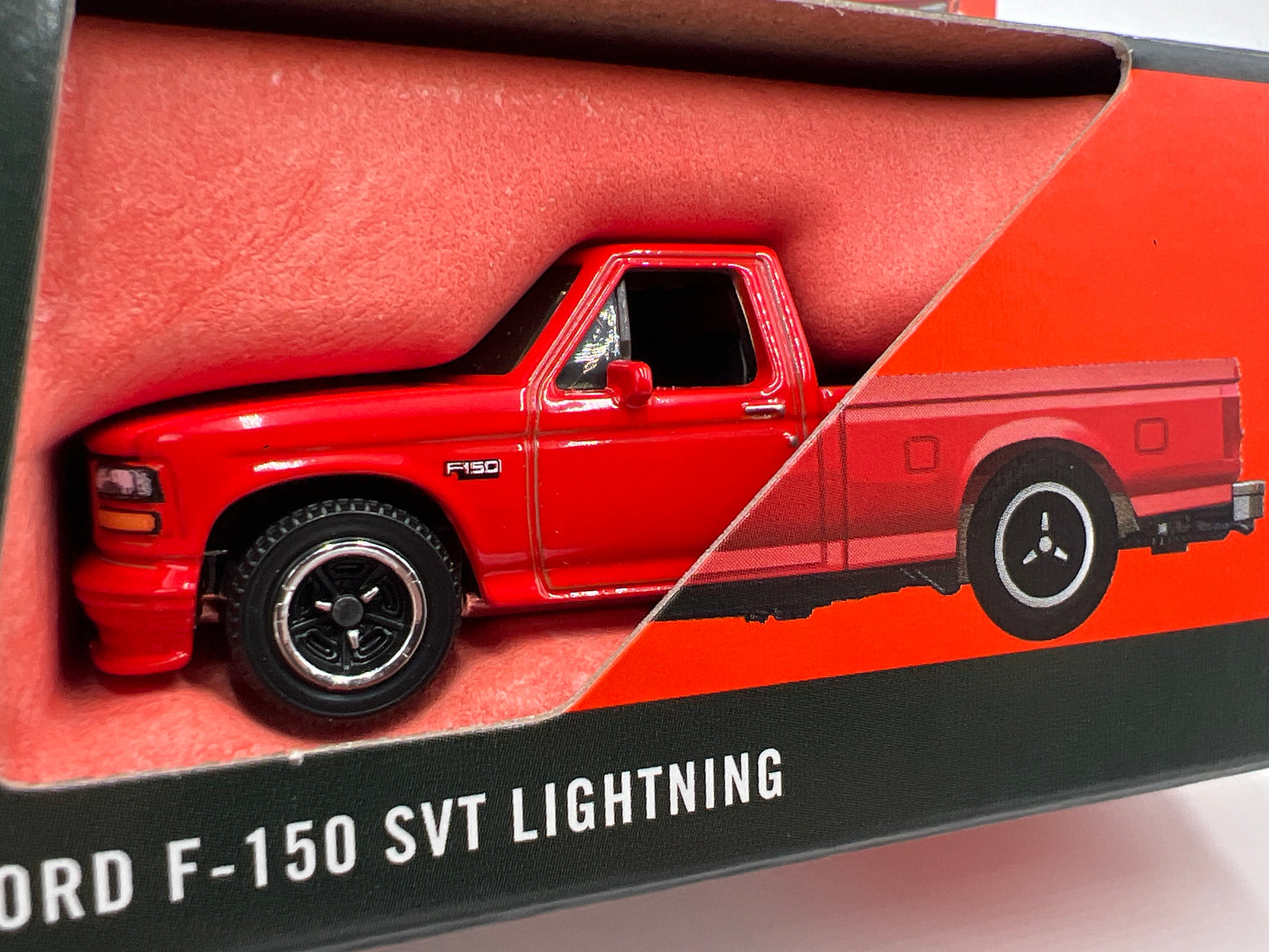 2025 Matchbox Moving Parts #28 1994 Ford F-150 SVT Lightning Red