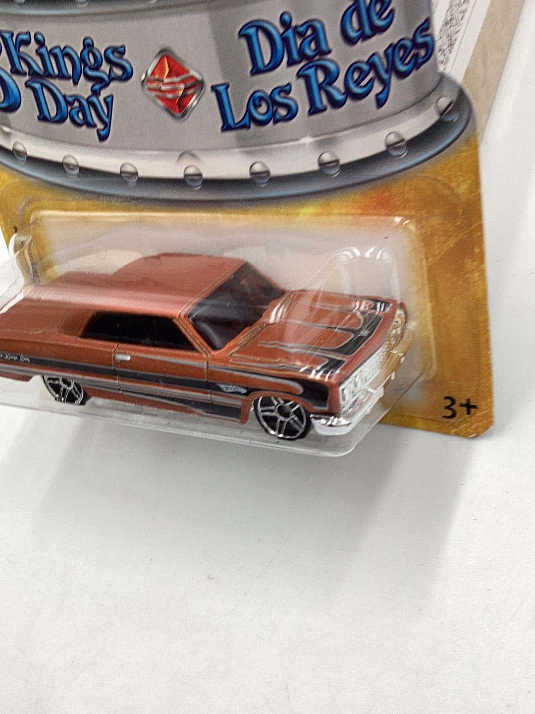 Hot Wheels 3 Kings Day 63 Chevy Impala with protector