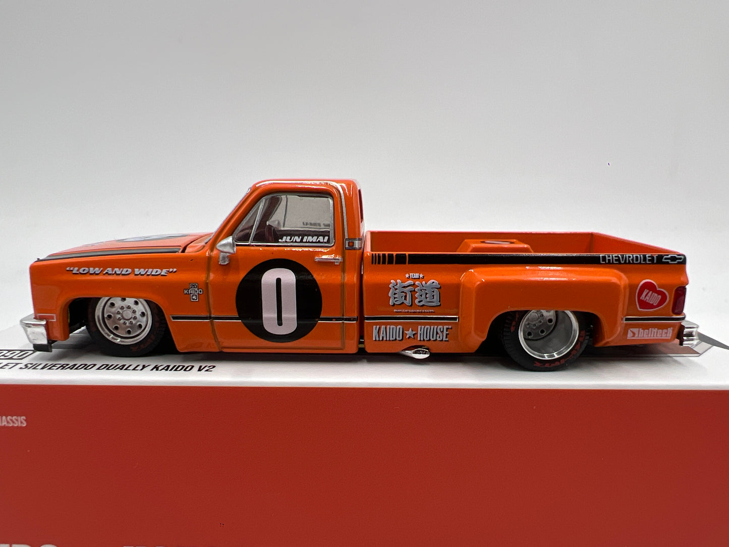 Mini GT x Kaido House #90 Chevrolet Silverado Dually Kaido V2 Orange