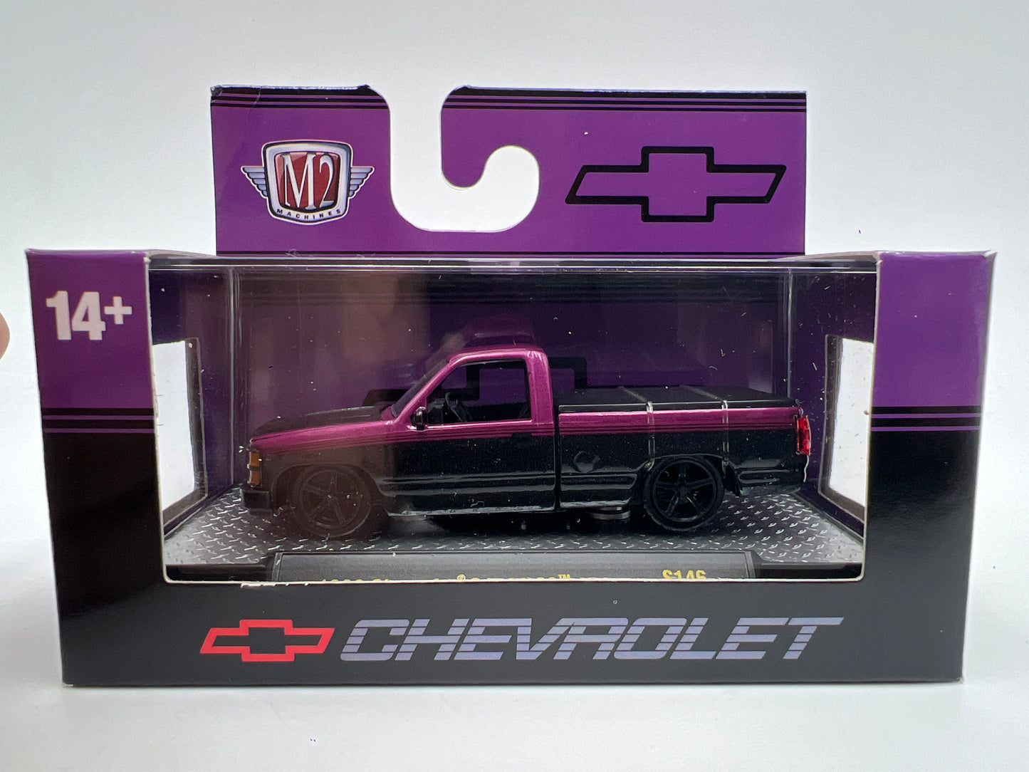M2 Machines S146 1992 Chevrolet C1500 Black/Purple