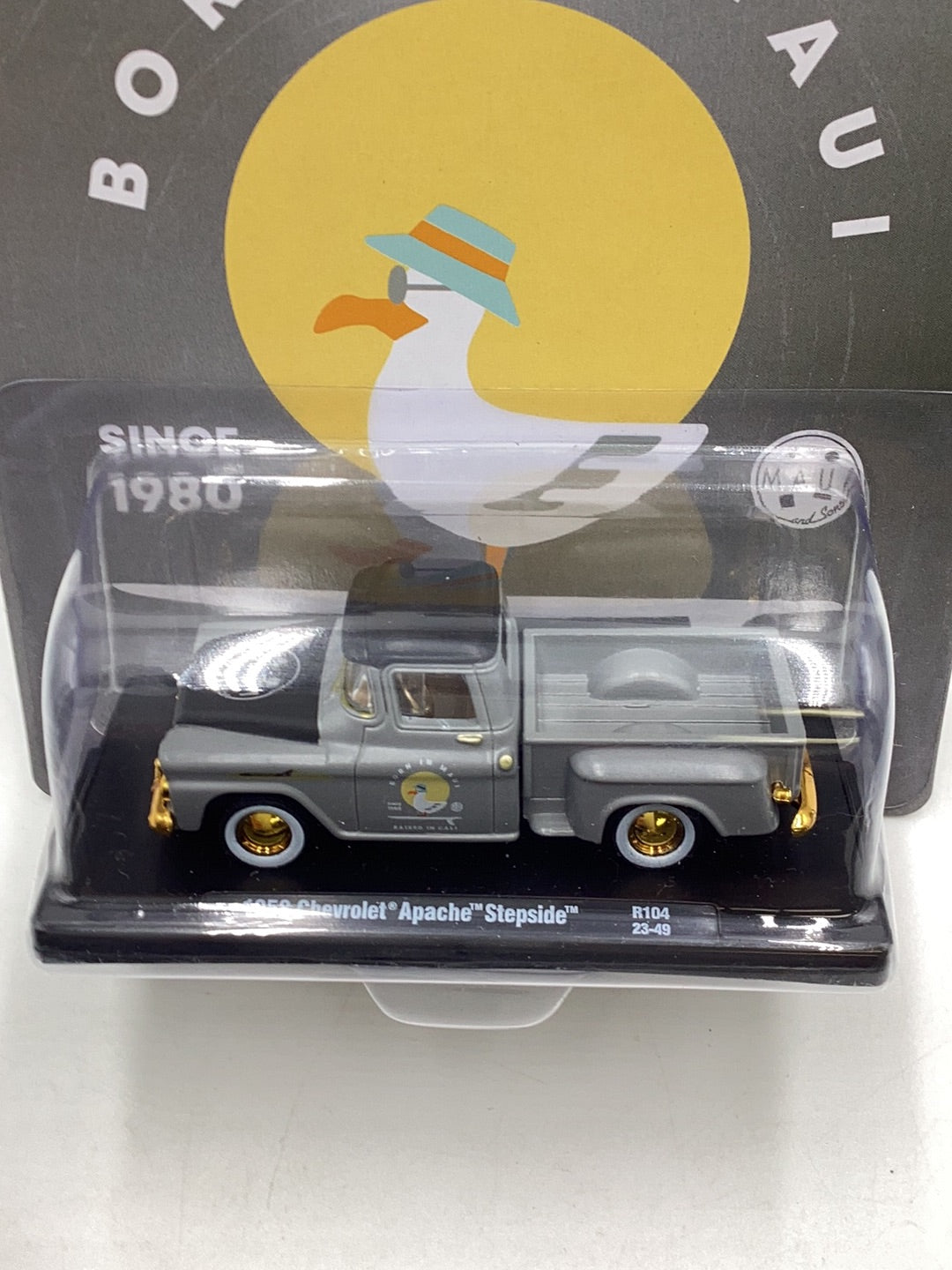 M2 Maui and Sons Chase 1/750 1958 Chevrolet Apache Stepside R104